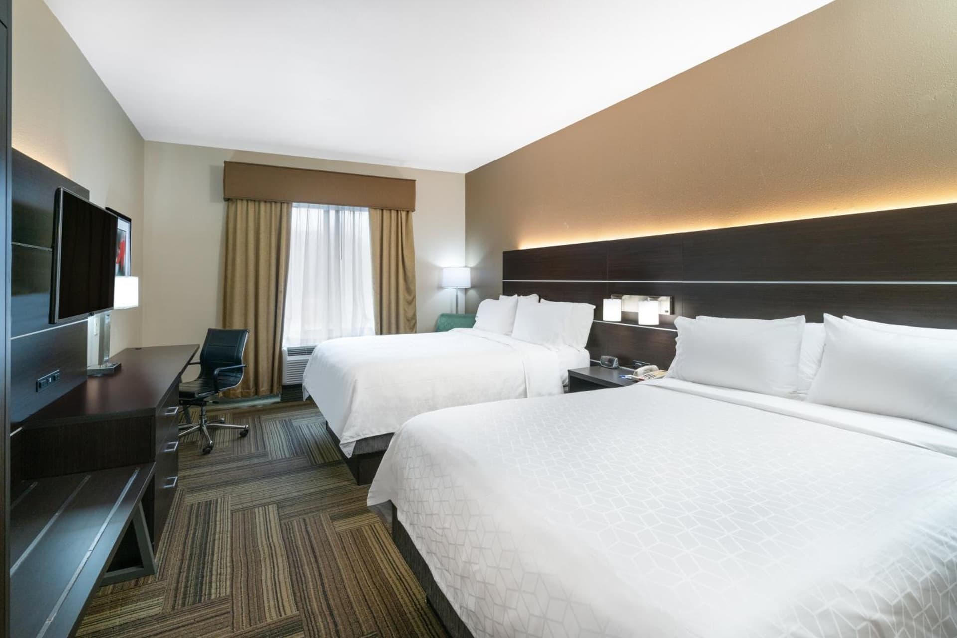 Holiday Inn Express Hotel & Suites Ashland by IHG gallery photo in Ashland, KY — image 28
