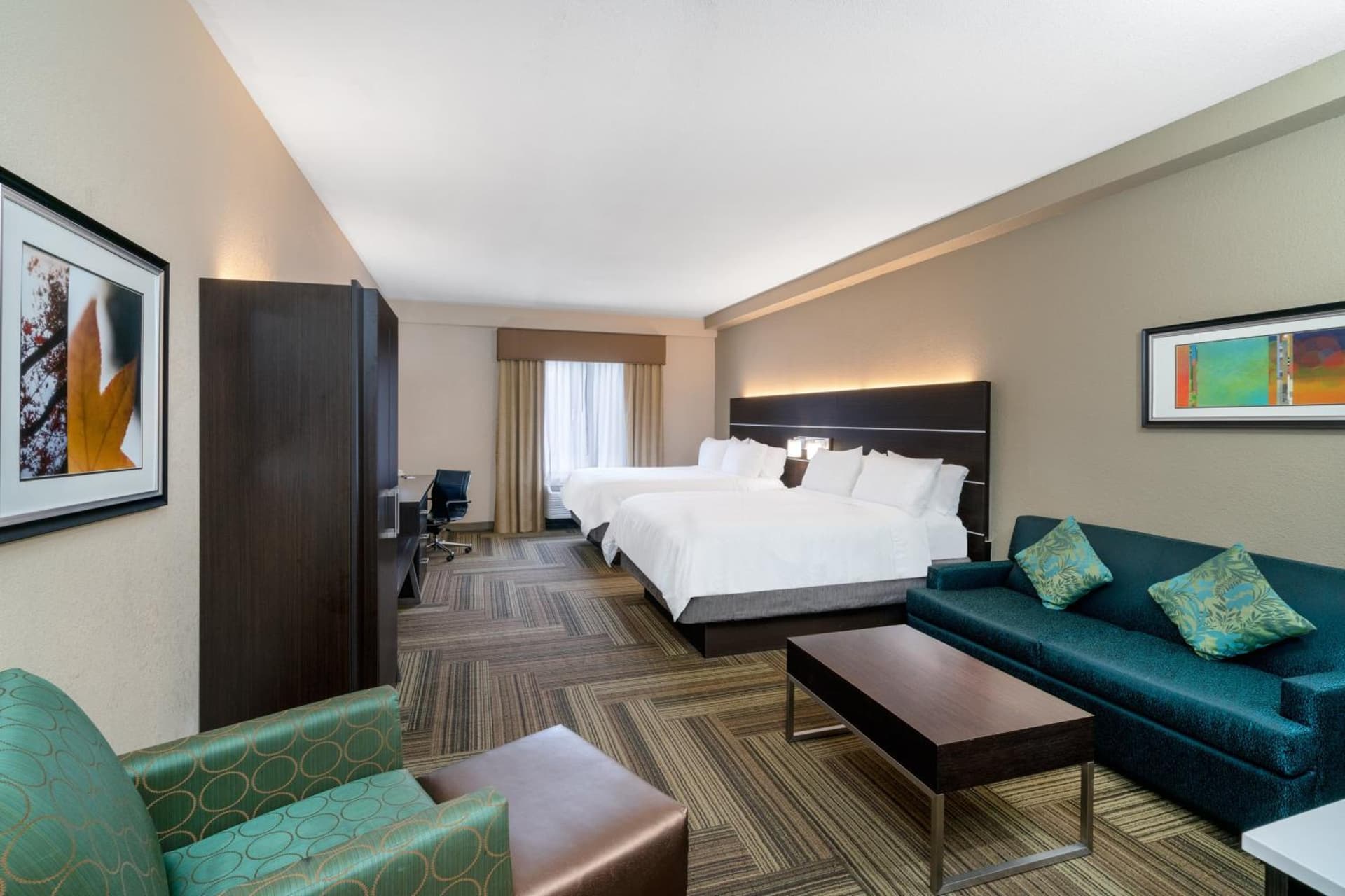 Holiday Inn Express Hotel & Suites Ashland by IHG gallery photo in Ashland, KY — image 38