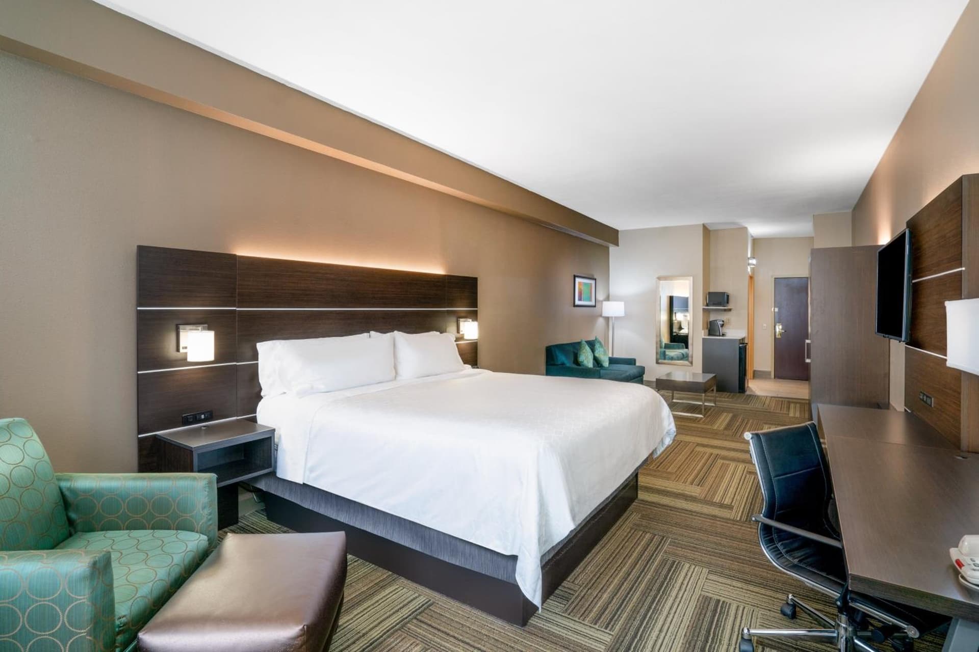 Holiday Inn Express Hotel & Suites Ashland by IHG gallery photo in Ashland, KY — image 12