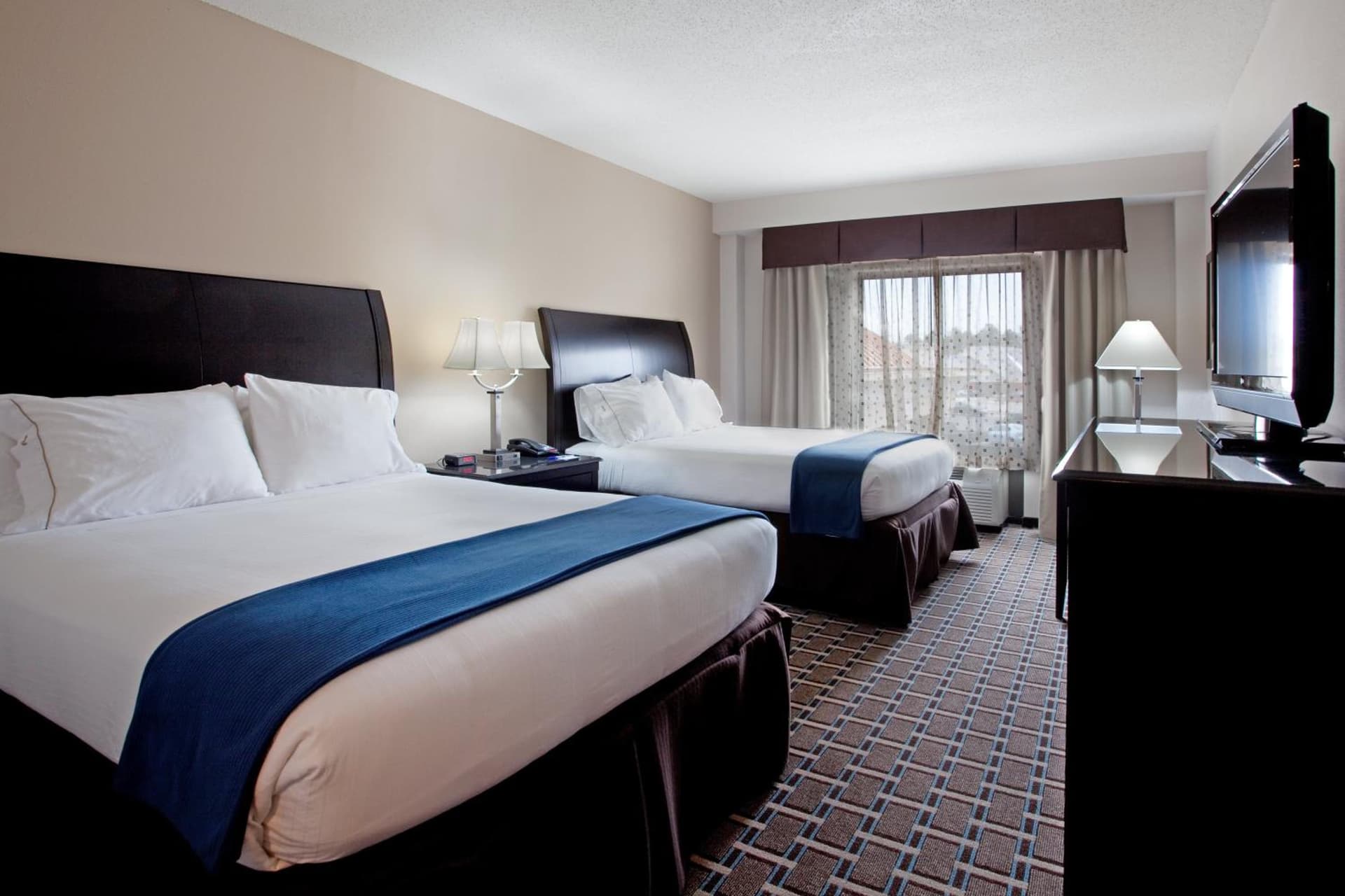 Holiday Inn Express Hotel & Suites Hope Mills-Fayetteville Airport by IHG gallery photo in Hope Mills, NC — image 22