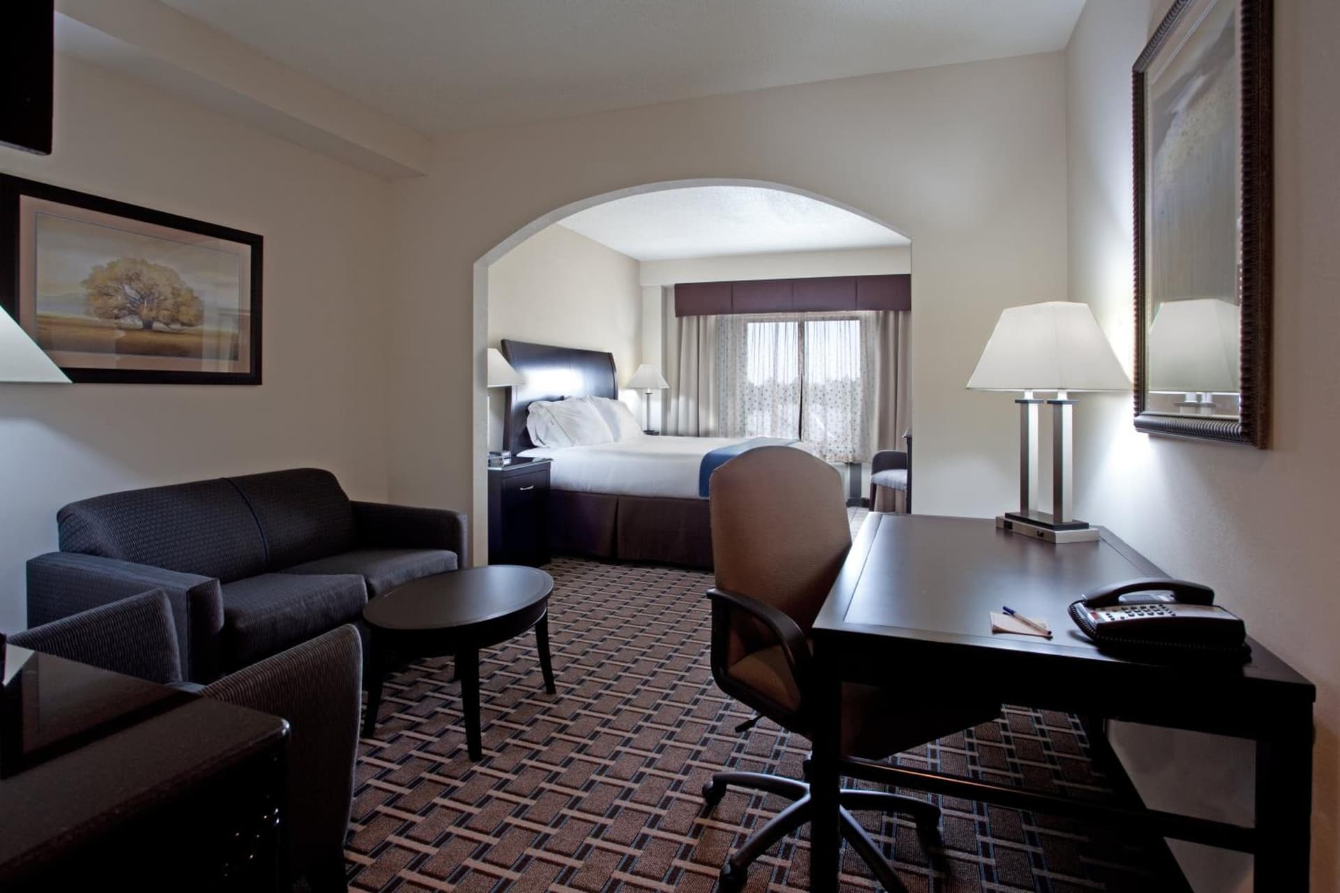 Holiday Inn Express Hotel & Suites Hope Mills-Fayetteville Airport by IHG gallery photo in Hope Mills, NC — image 19