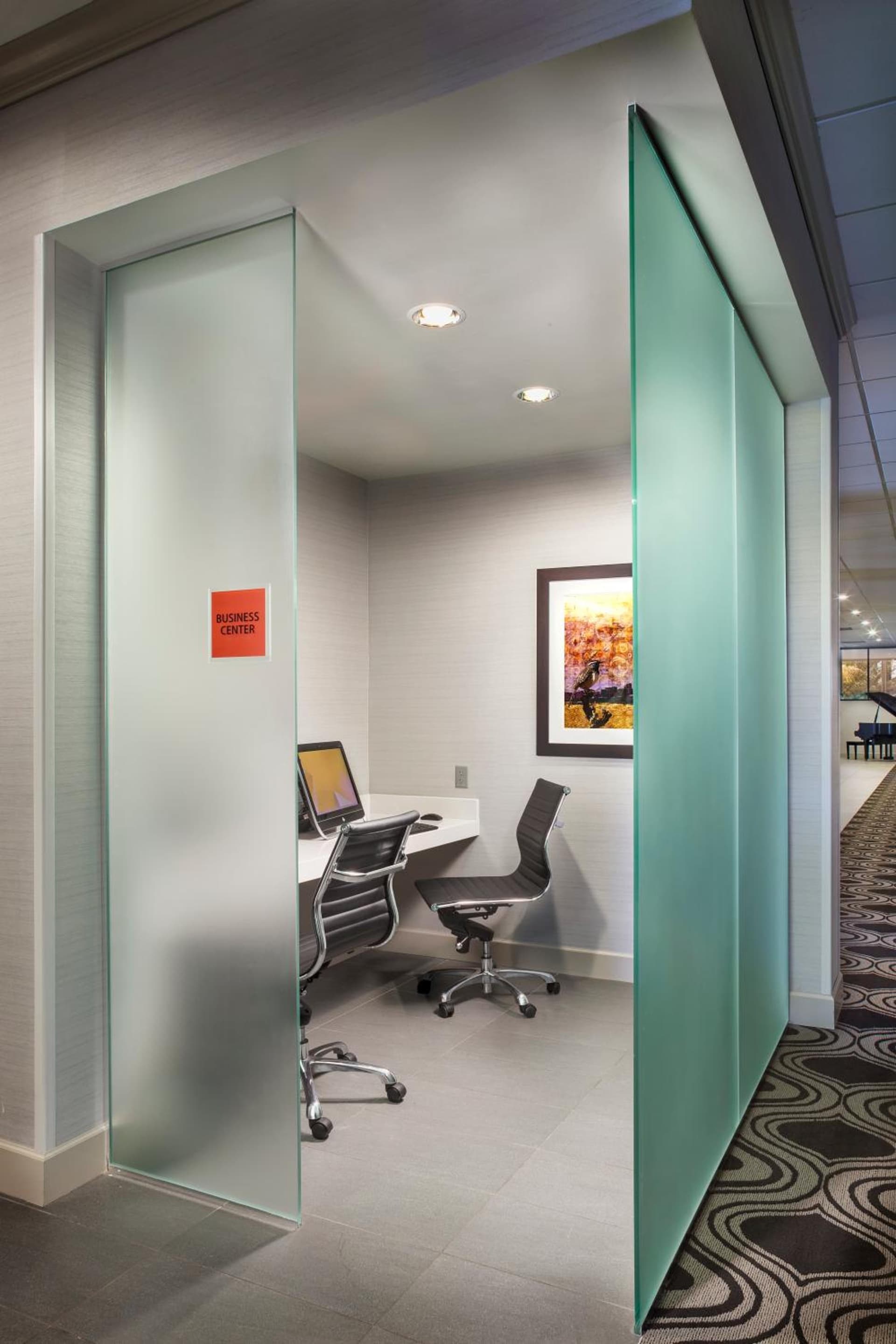 Crowne Plaza Phoenix Airport - PHX by IHG gallery photo in Phoenix, AZ — image 55