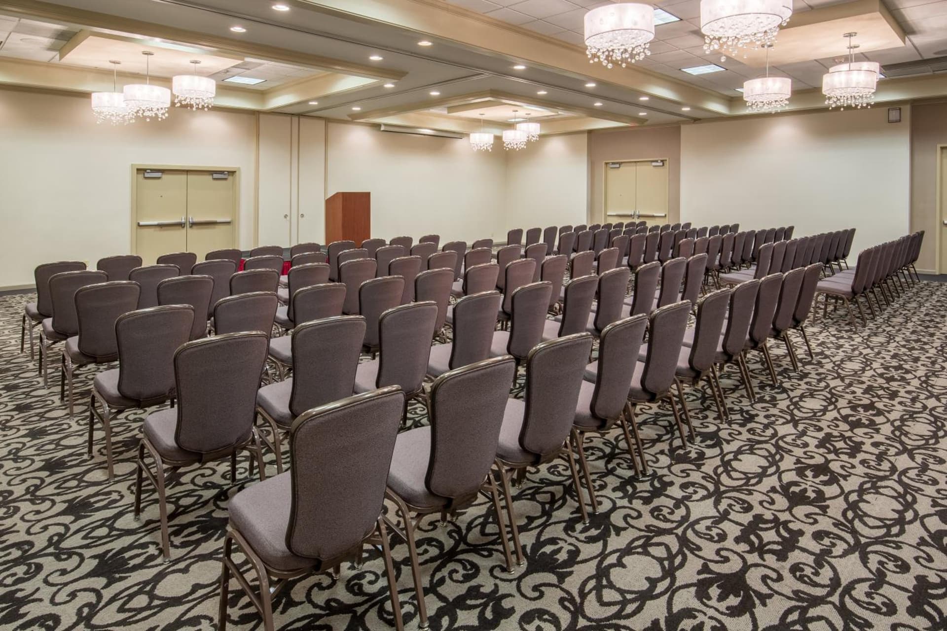 Crowne Plaza Phoenix Airport - PHX by IHG gallery photo in Phoenix, AZ — image 14