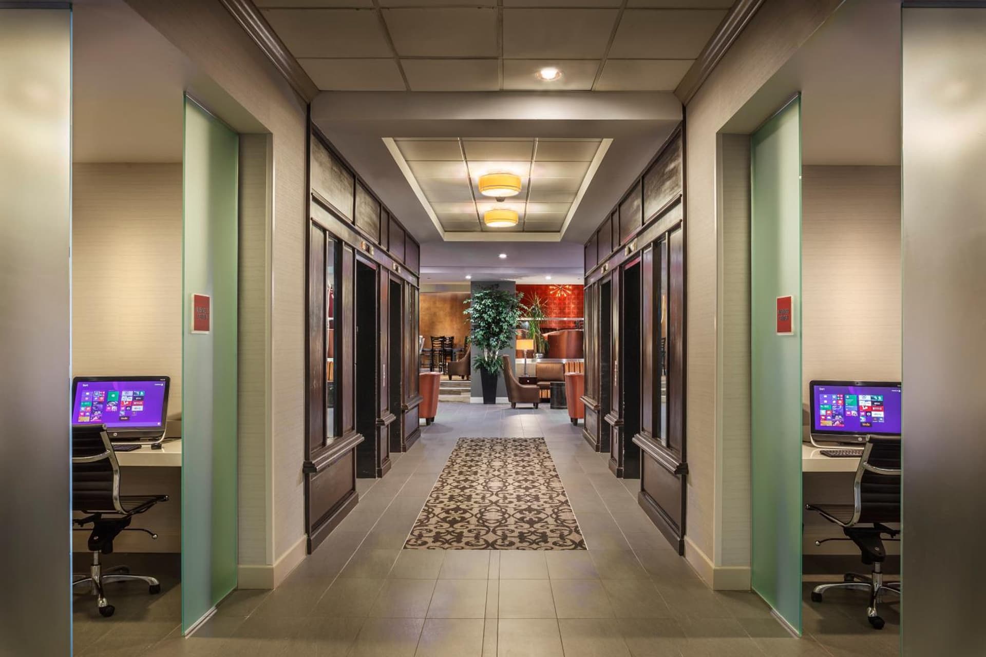 Crowne Plaza Phoenix Airport - PHX by IHG gallery photo in Phoenix, AZ — image 87