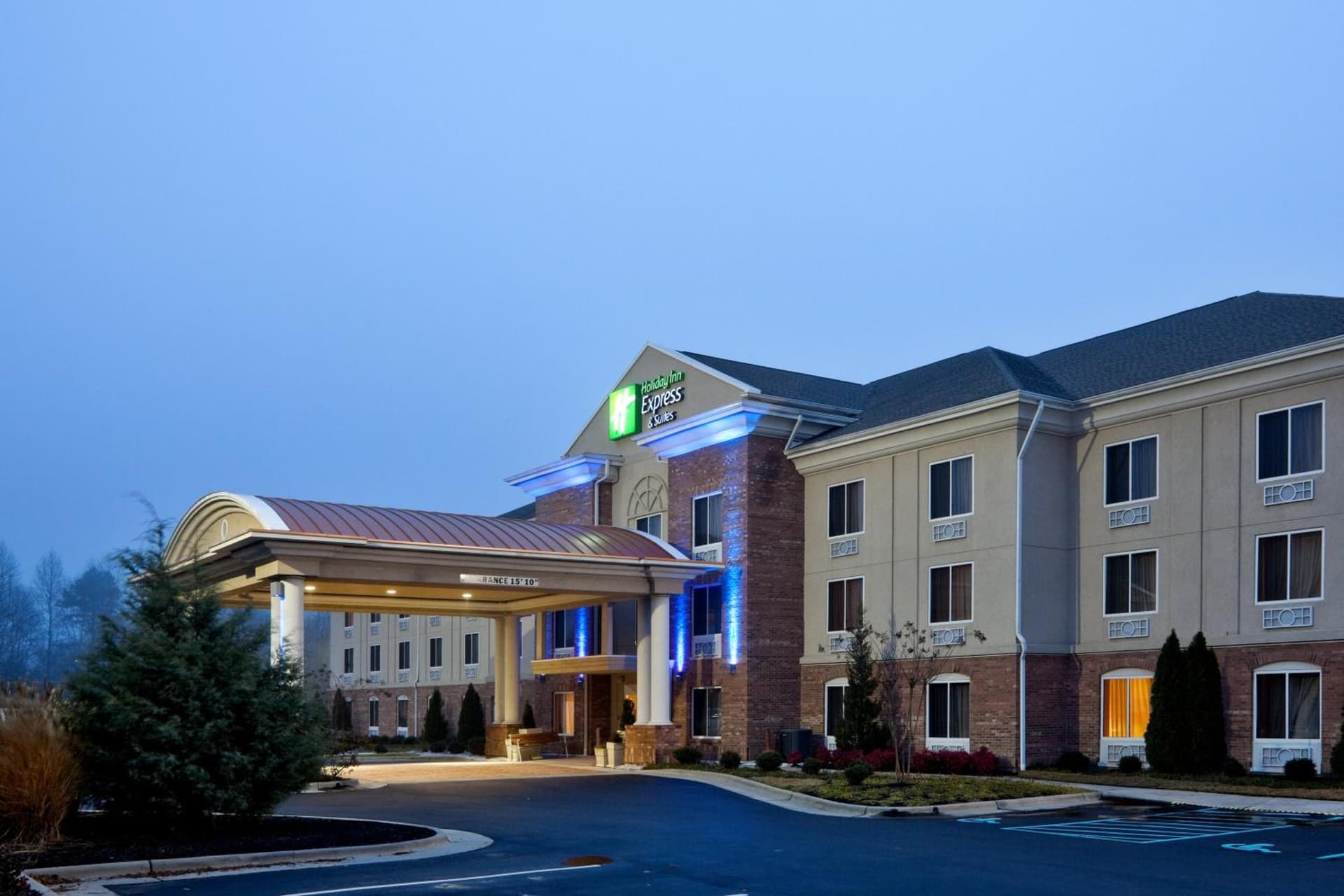 Holiday Inn Express Hotel & Suites High Point South by IHG gallery photo in Archdale, NC — image 44