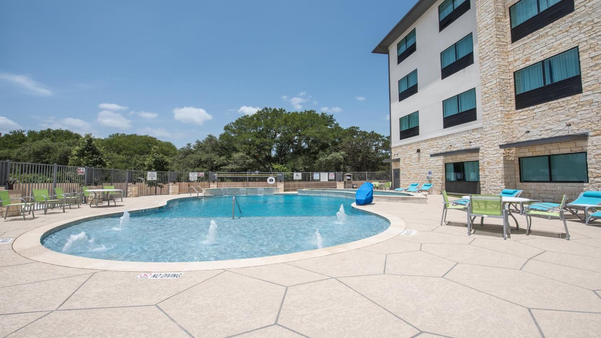 Holiday Inn Express & Suites - Dripping Springs - Austin Area by IHG gallery photo in Dripping Springs, TX — image 42