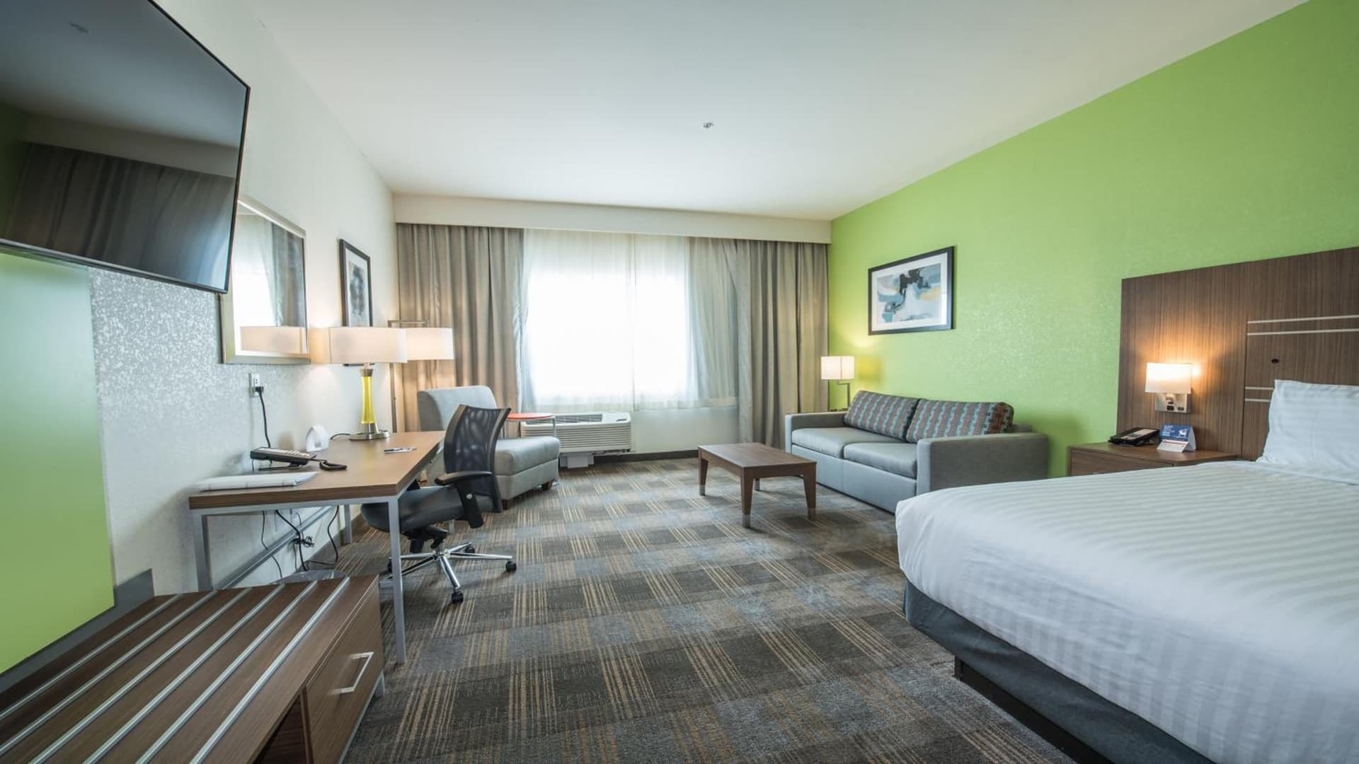 Holiday Inn Express & Suites - Dripping Springs - Austin Area by IHG gallery photo in Dripping Springs, TX — image 7