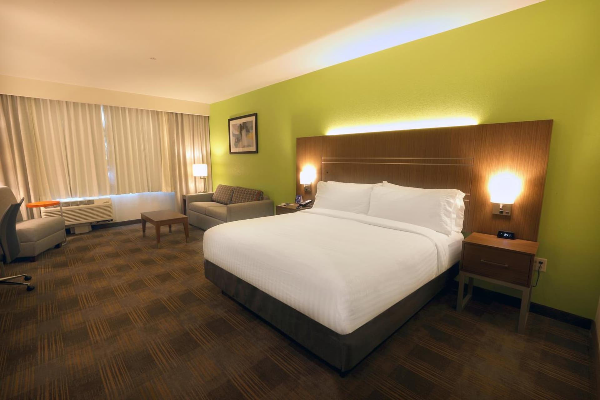 Holiday Inn Express & Suites - Dripping Springs - Austin Area by IHG interior in Dripping Springs, TX — gallery photo 2