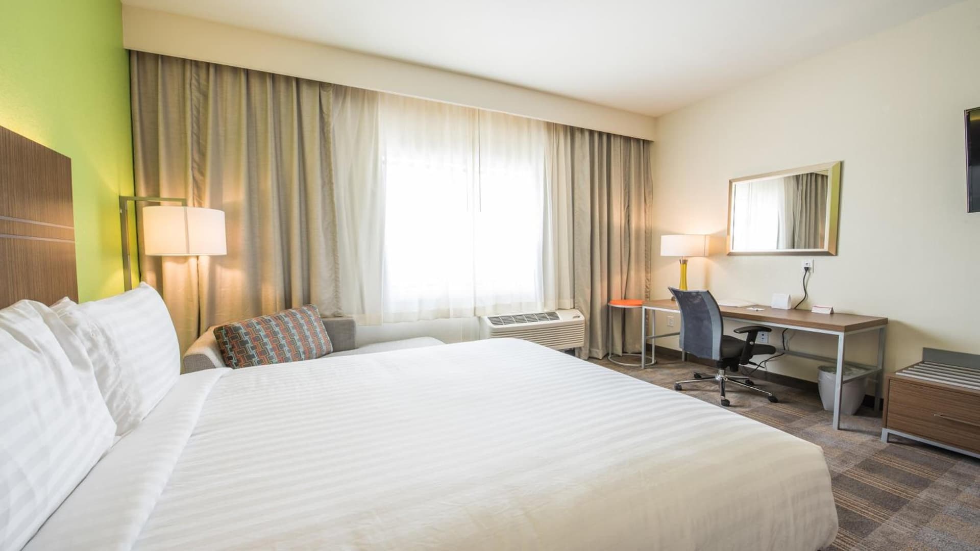 Holiday Inn Express & Suites - Dripping Springs - Austin Area by IHG gallery photo in Dripping Springs, TX — image 20