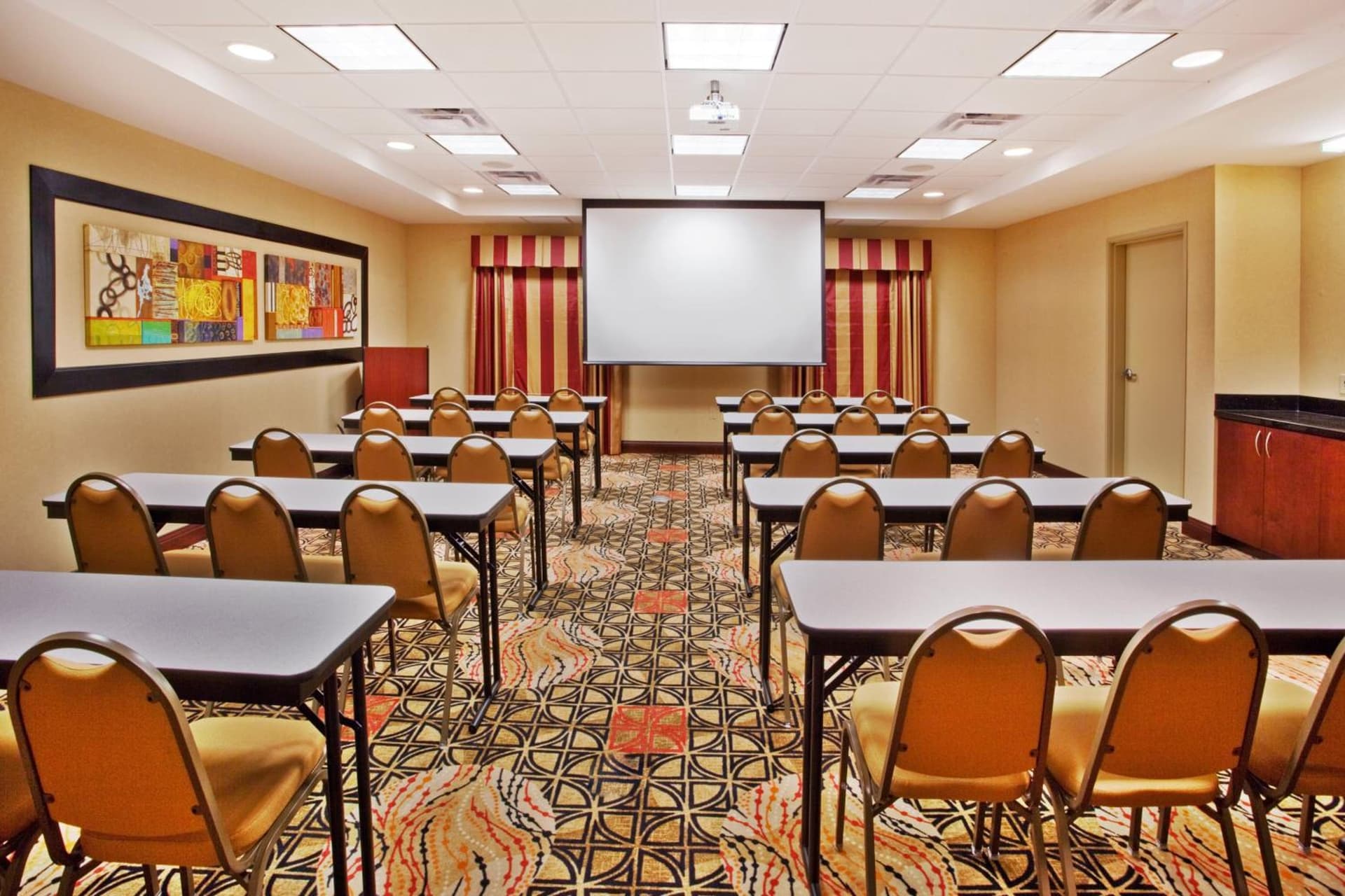 Holiday Inn Express Hotel & Suites Atlanta-Cumming by IHG gallery photo in Cumming, GA — image 17