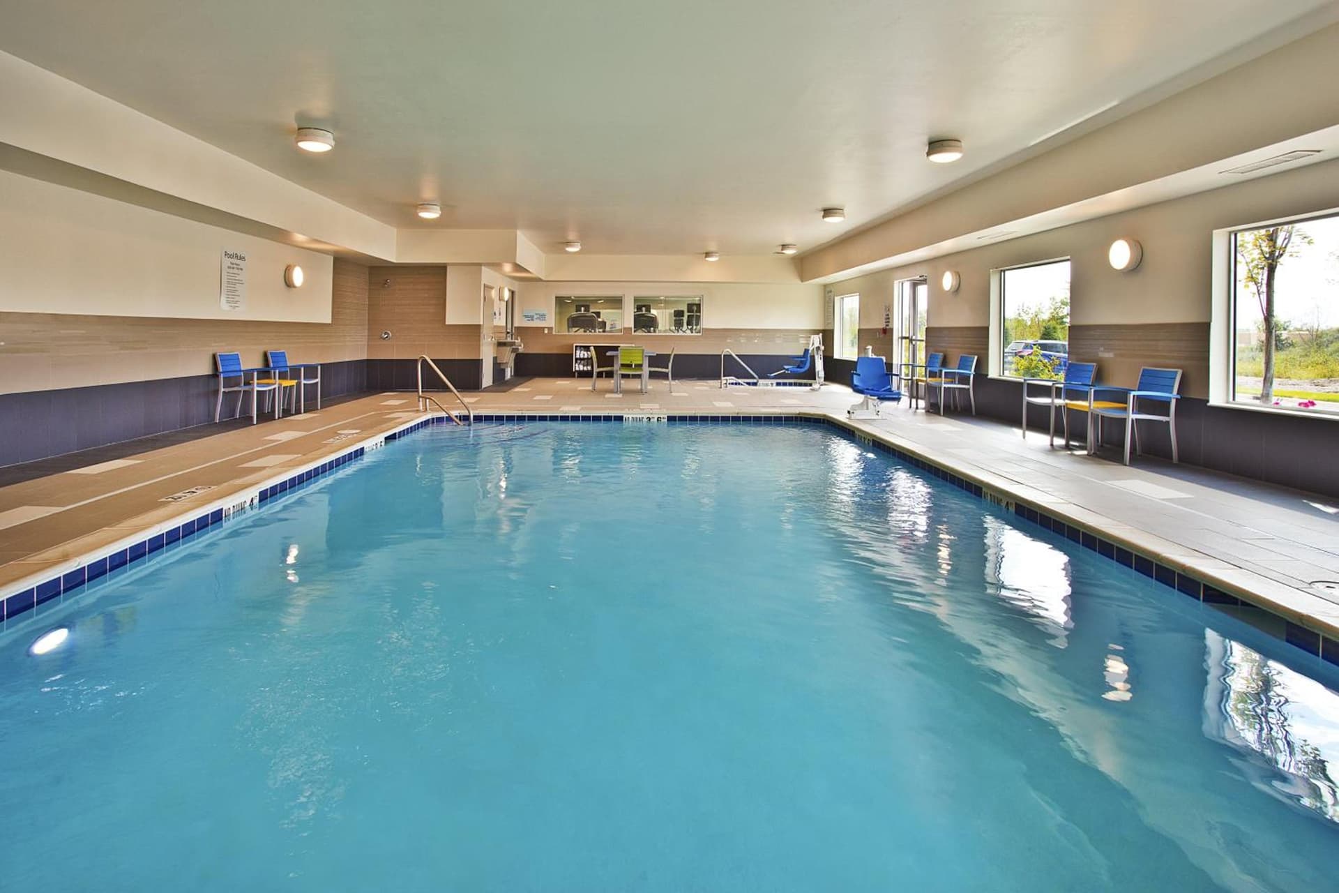 Holiday Inn Express Hotel & Suites Ann Arbor West by IHG gallery photo in Ann Arbor, MI — image 17