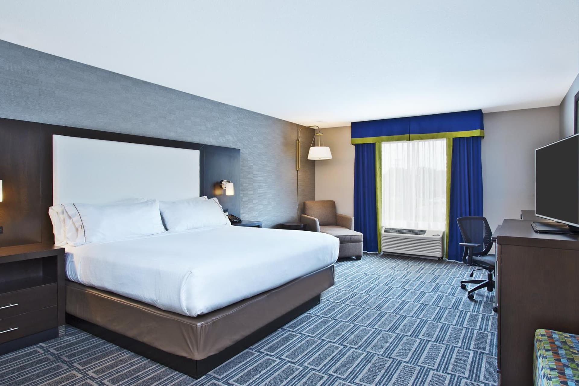 Holiday Inn Express Hotel & Suites Ann Arbor West by IHG gallery photo in Ann Arbor, MI — image 20