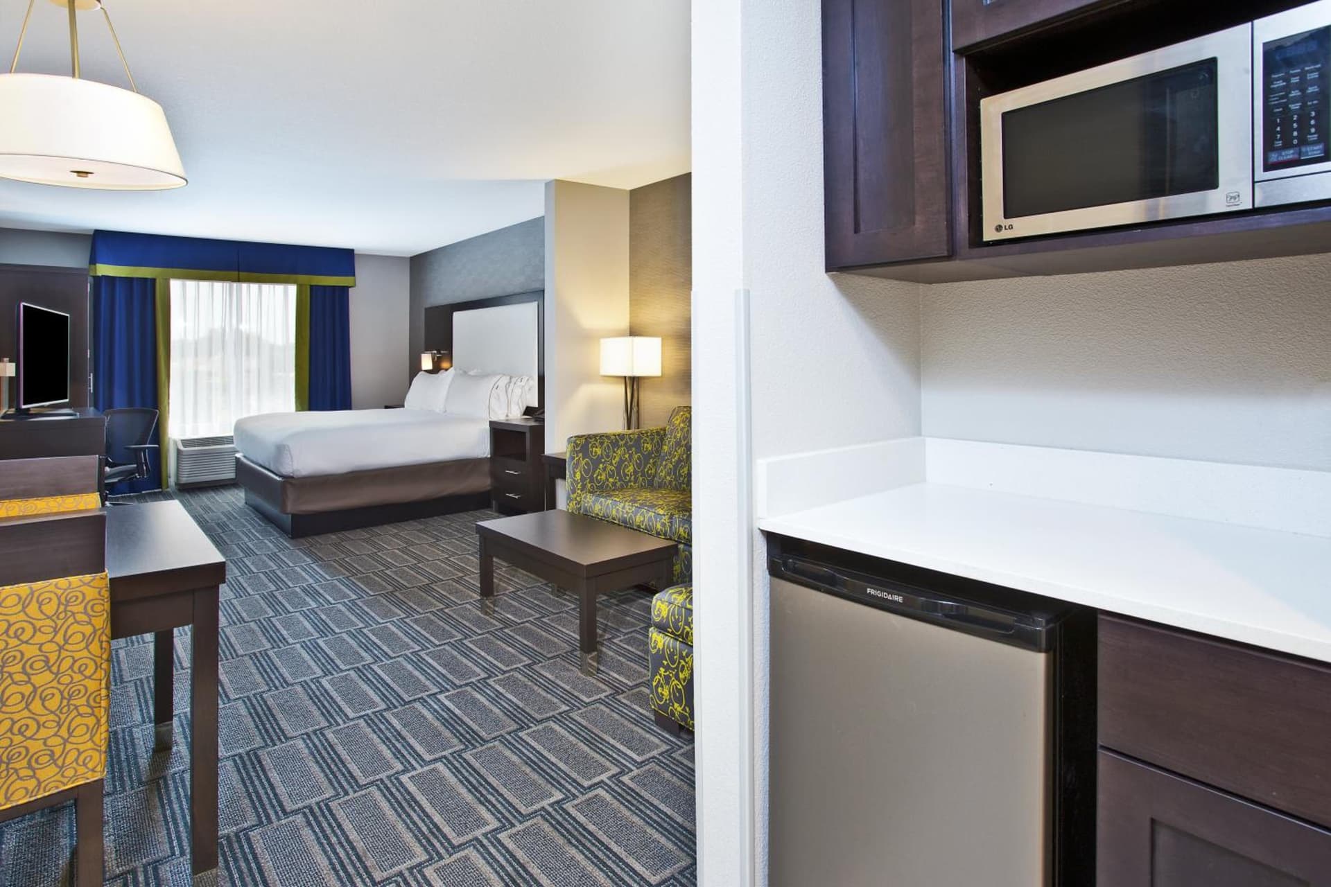 Holiday Inn Express Hotel & Suites Ann Arbor West by IHG gallery photo in Ann Arbor, MI — image 16