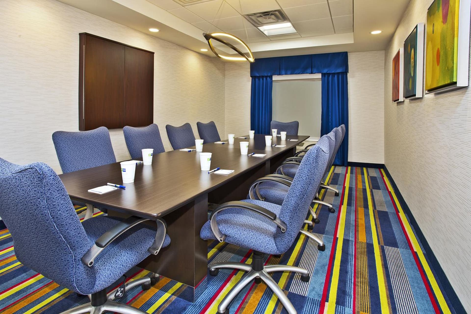 Holiday Inn Express Hotel & Suites Ann Arbor West by IHG gallery photo in Ann Arbor, MI — image 27