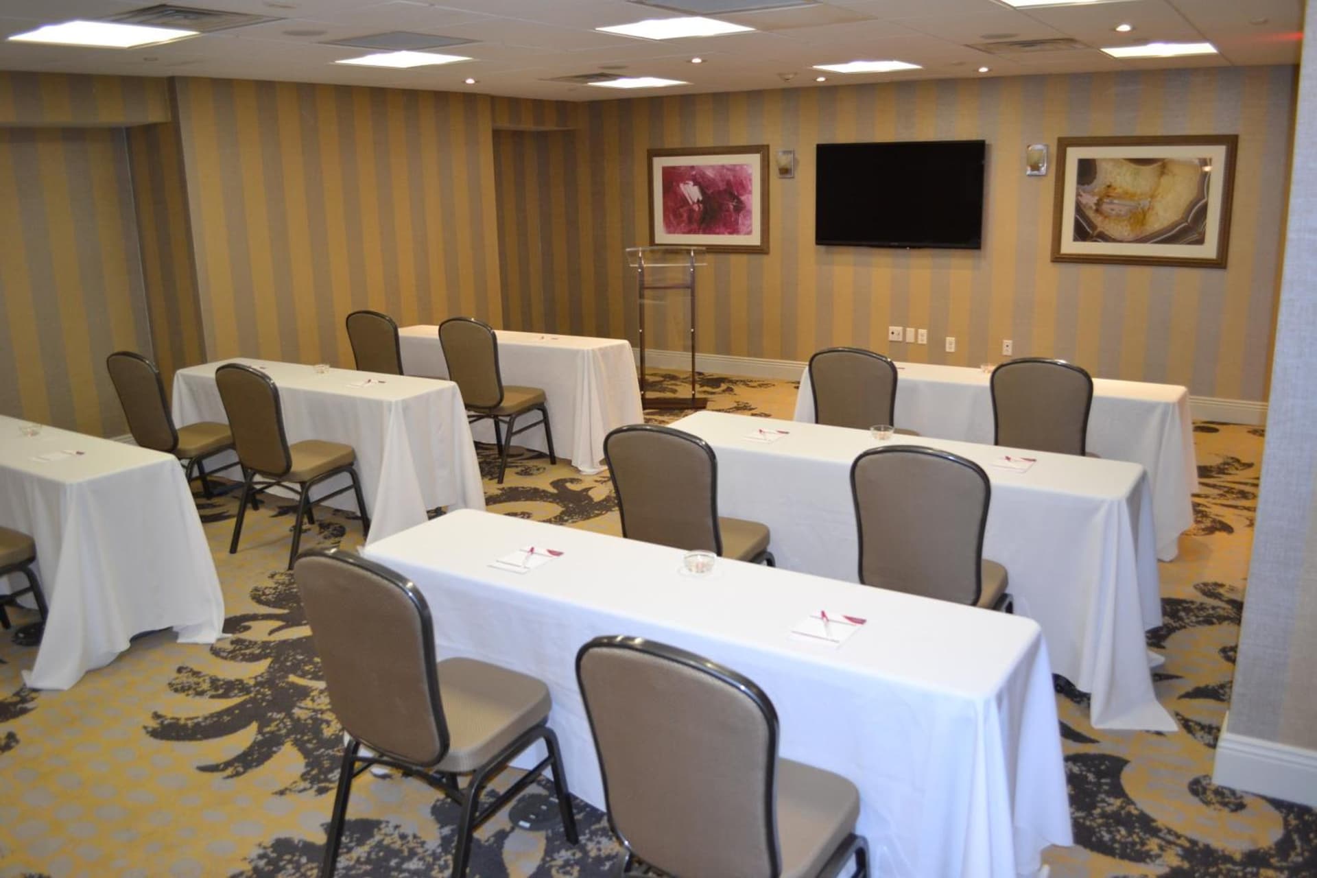 Crowne Plaza Saddle Brook by IHG gallery photo in Saddle Brook — image 40