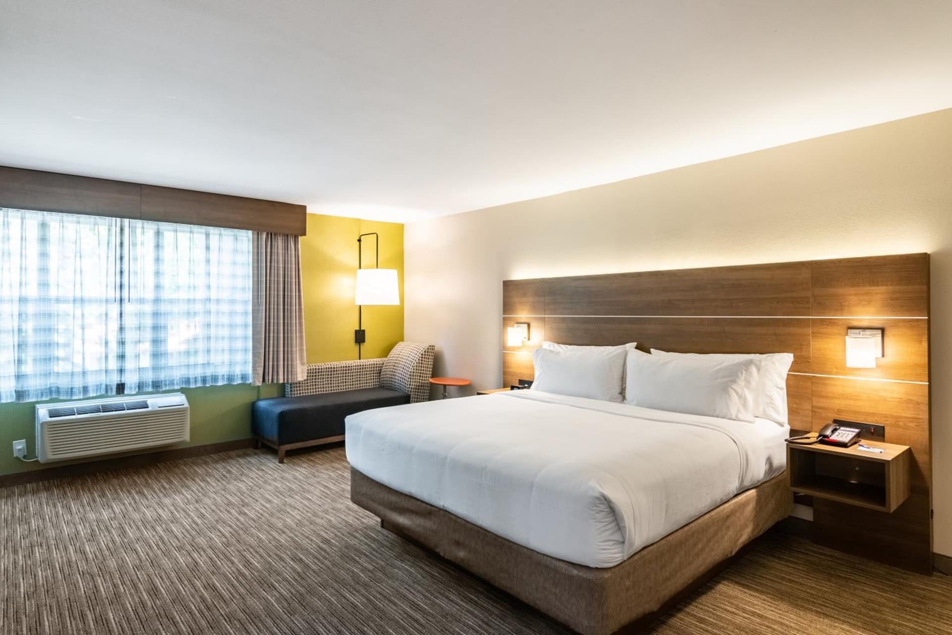 Holiday Inn Express & Suites Camarillo by IHG gallery photo in Camarillo, CA — image 25