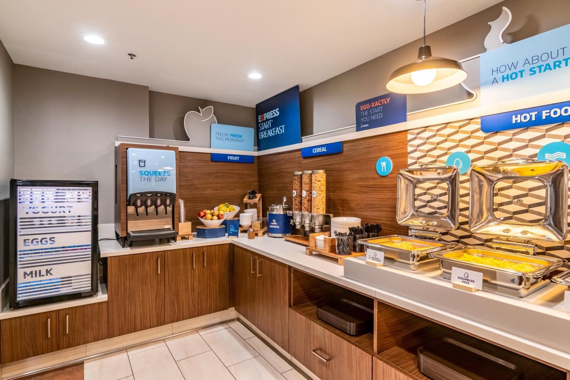 Holiday Inn Express & Suites Camarillo by IHG gallery photo in Camarillo, CA — image 17