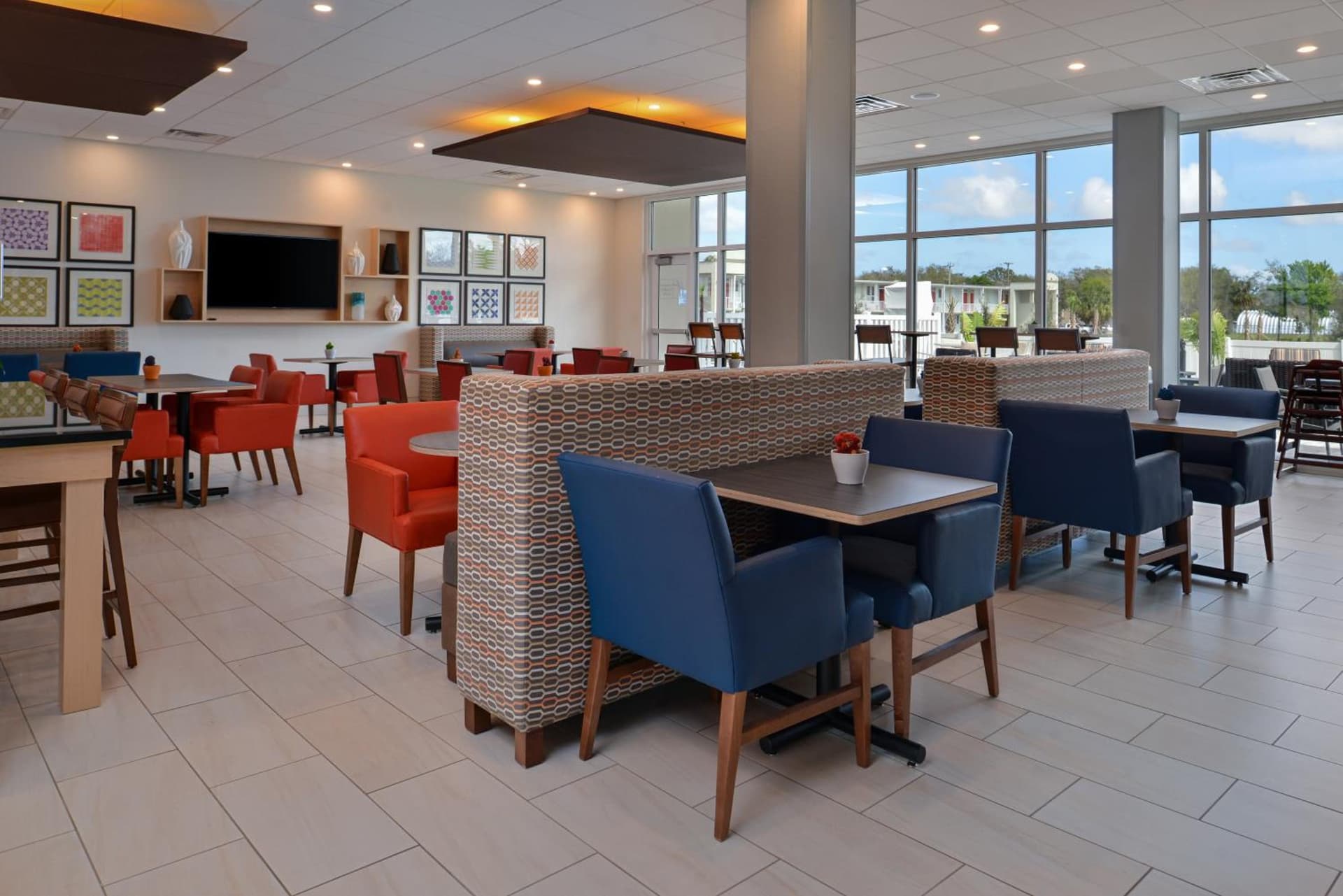 Holiday Inn Express Melbourne West by IHG gallery photo in Melbourne, FL — image 31
