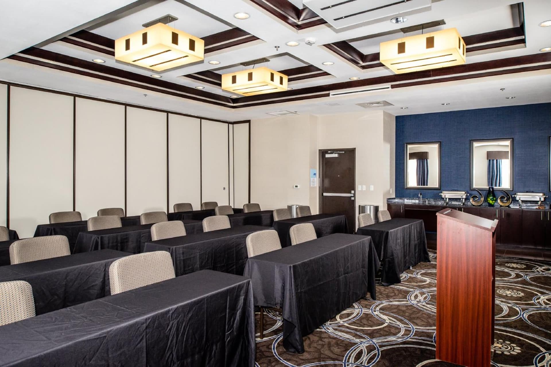 Holiday Inn Express Hotel & Suites Austin NW - Arboretum Area by IHG gallery photo in Austin, TX — image 26