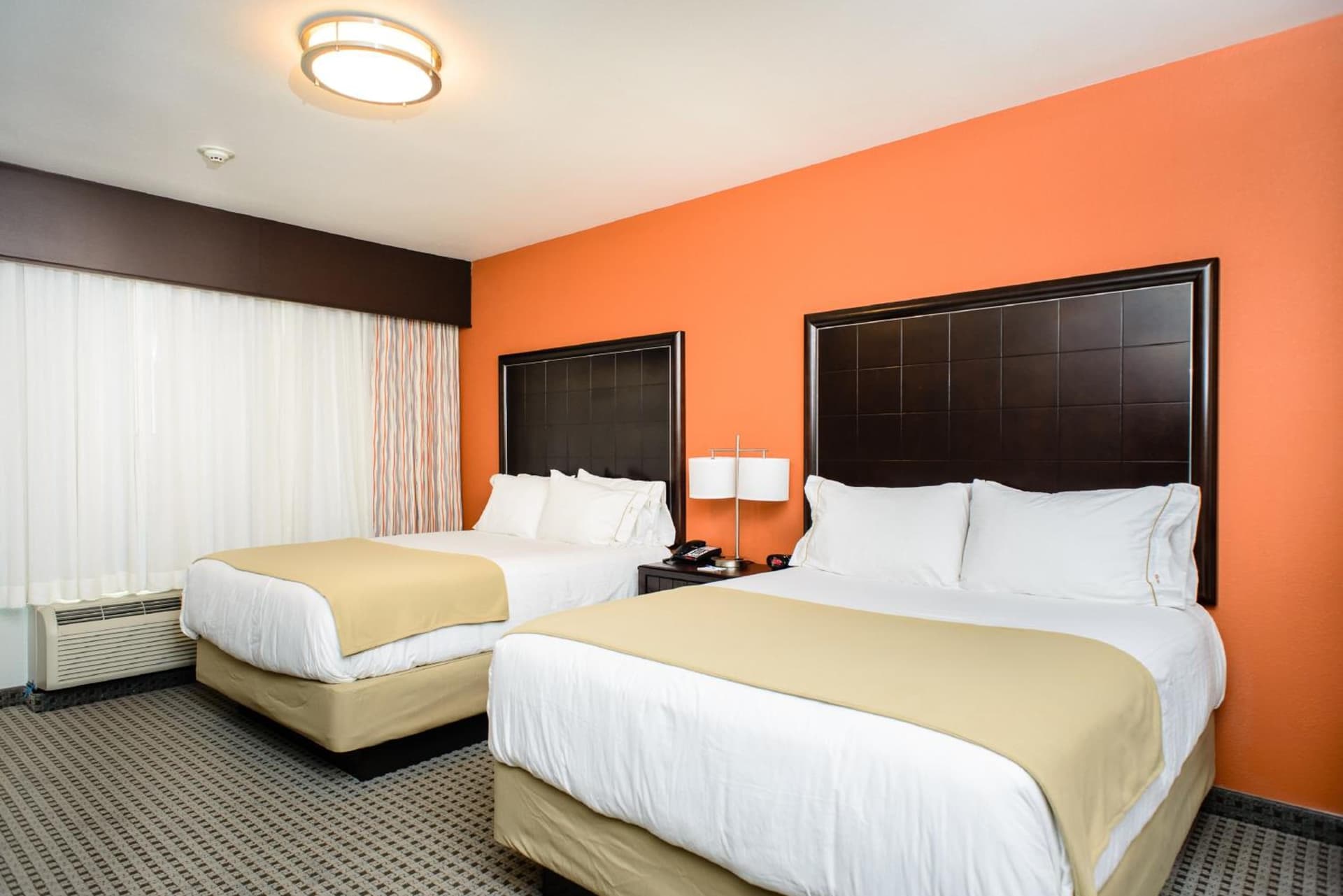 Holiday Inn Express Hotel & Suites Austin NW - Arboretum Area by IHG gallery photo in Austin, TX — image 6