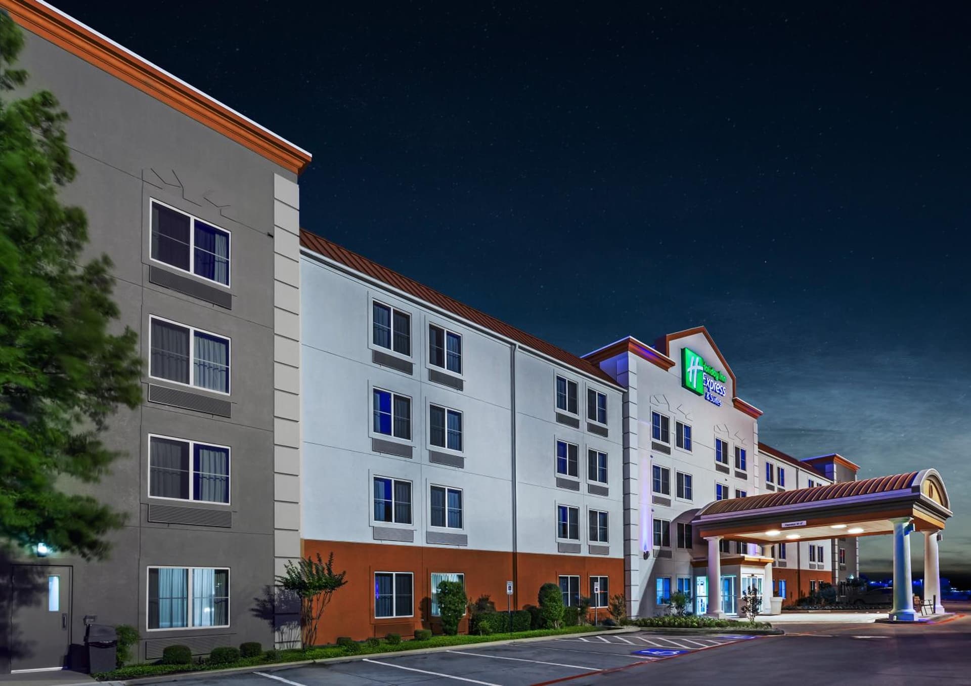 Holiday Inn Express Hotel & Suites Dallas Lewisville by IHG gallery photo in Lewisville, TX — image 33