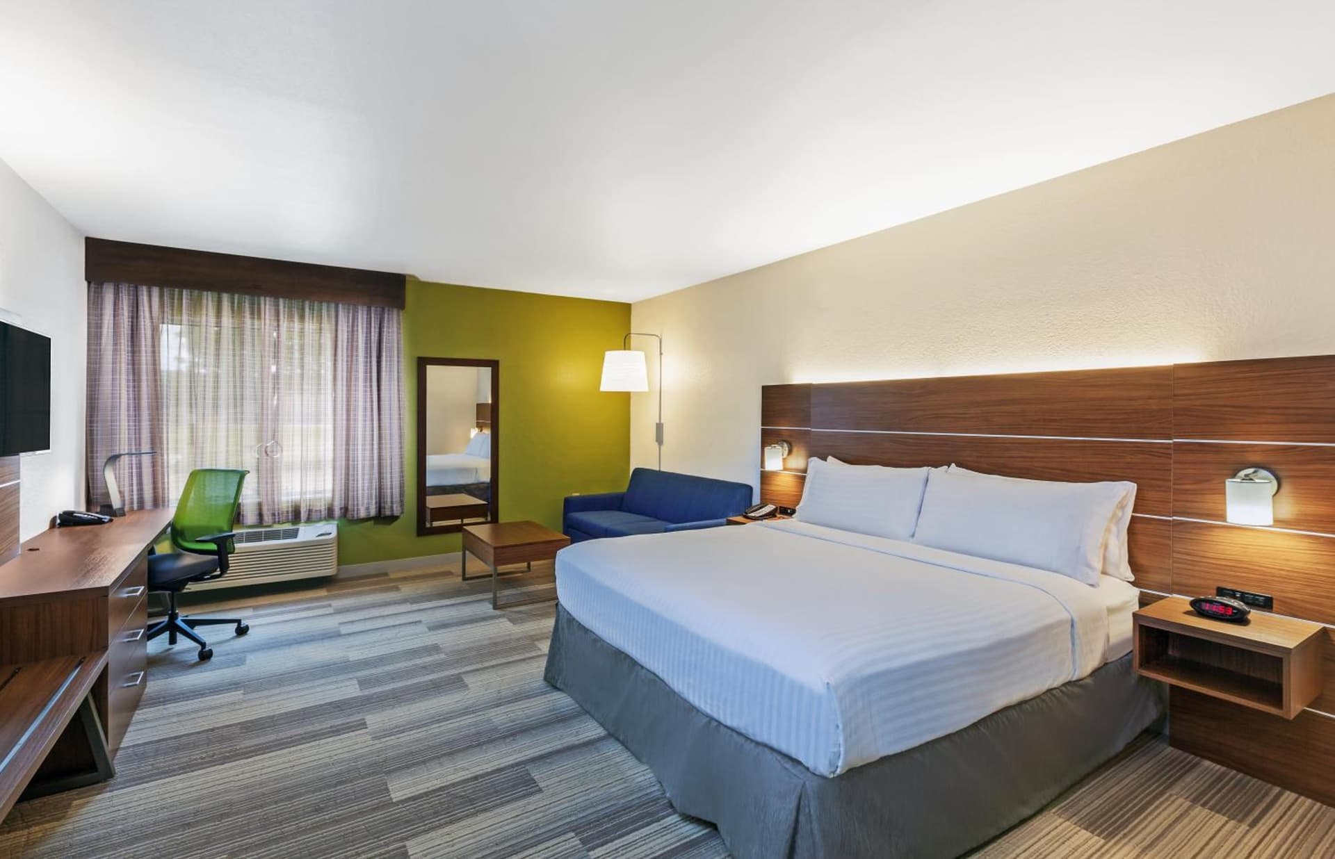 Holiday Inn Express Hotel & Suites Dallas Lewisville by IHG gallery photo in Lewisville, TX — image 19