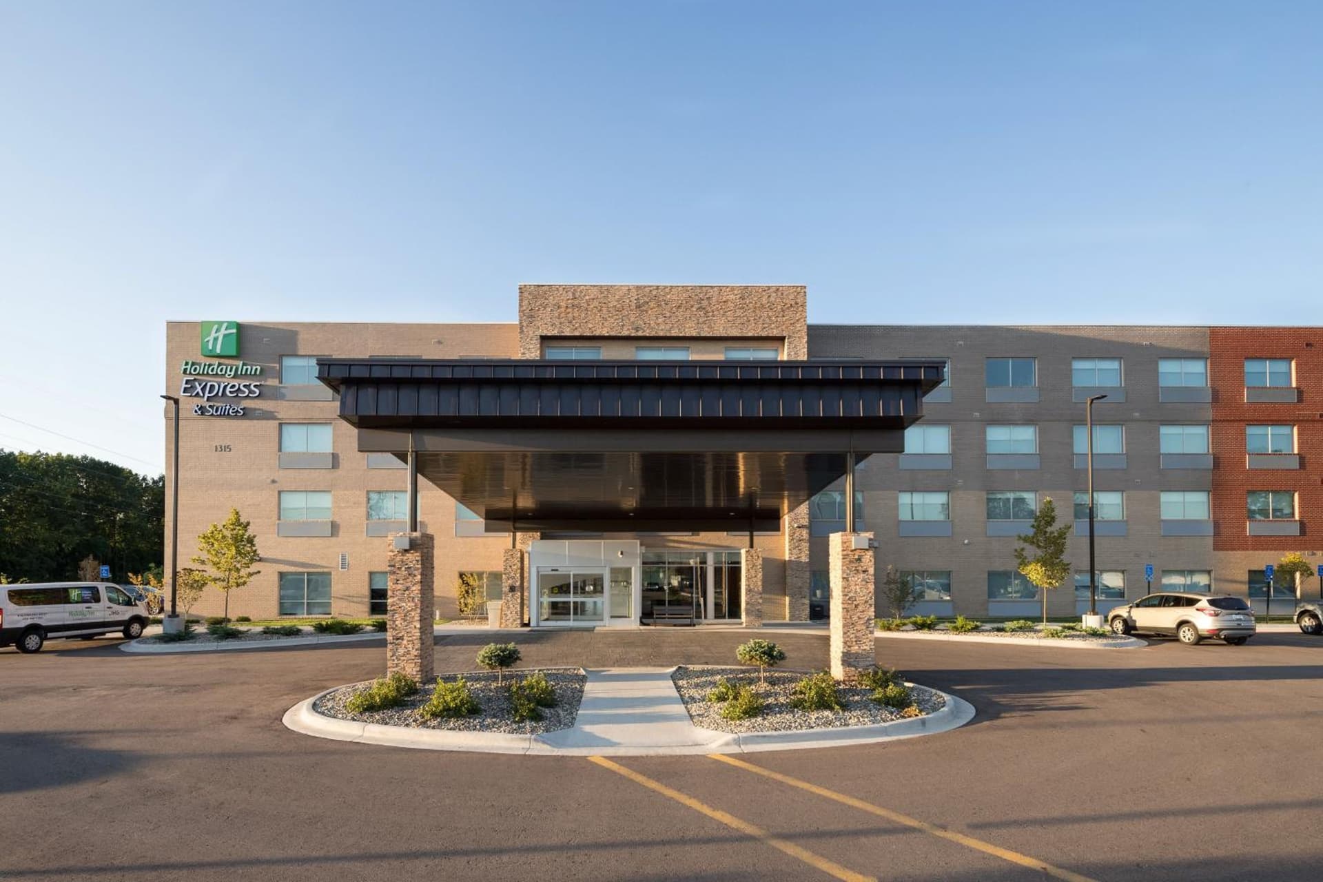 Holiday Inn Express & Suites - Kalamazoo West by IHG gallery photo in Kalamazoo, MI — image 9