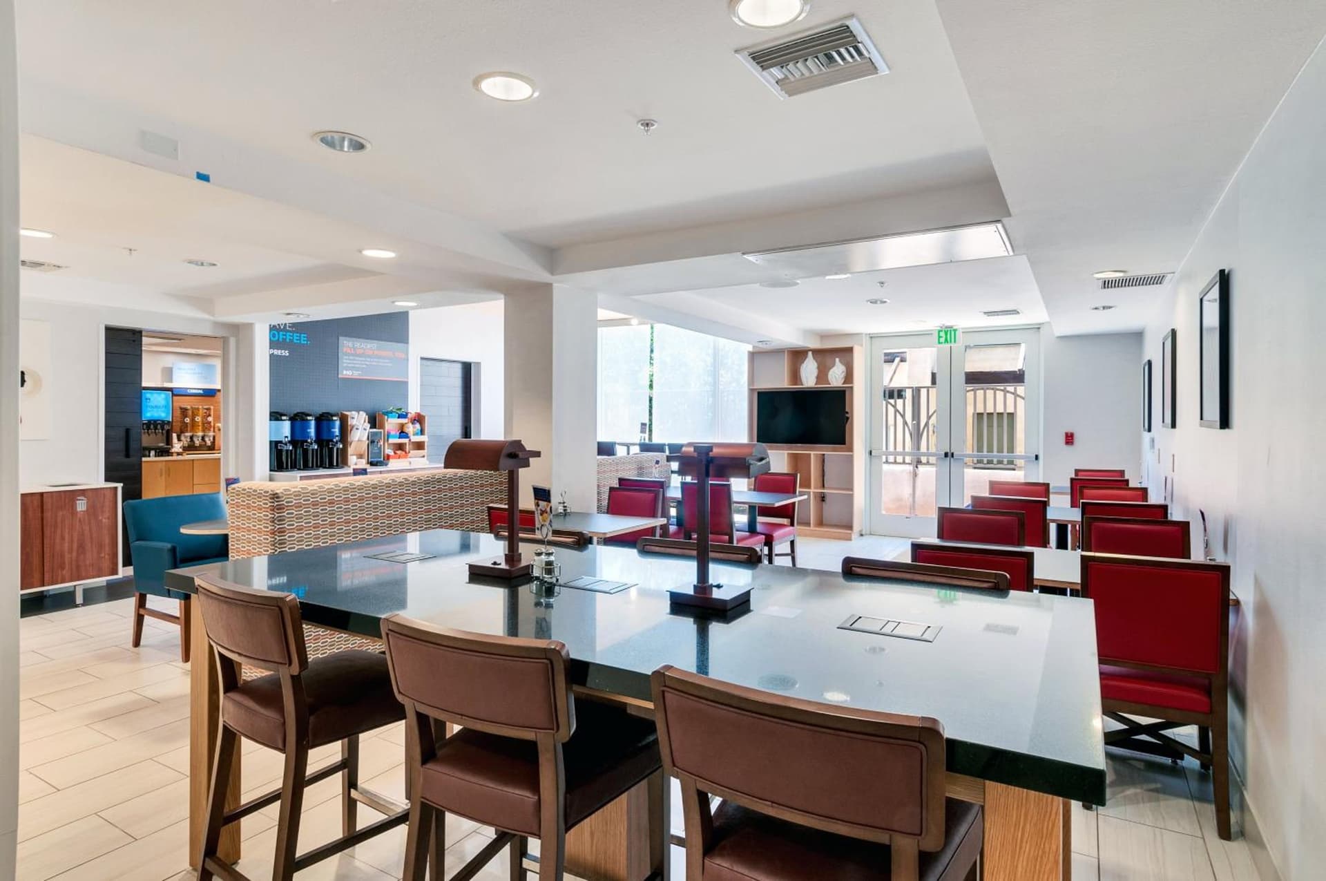 Holiday Inn Express Hotel & Suites Banning by IHG gallery photo in Banning, CA — image 19