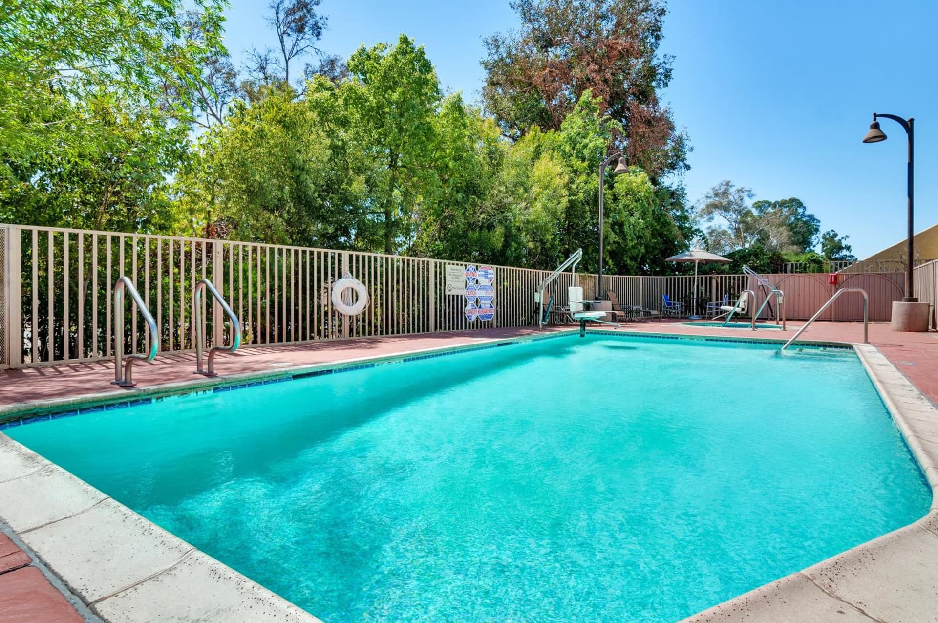 Holiday Inn Express Hotel & Suites Banning by IHG gallery photo in Banning, CA — image 26