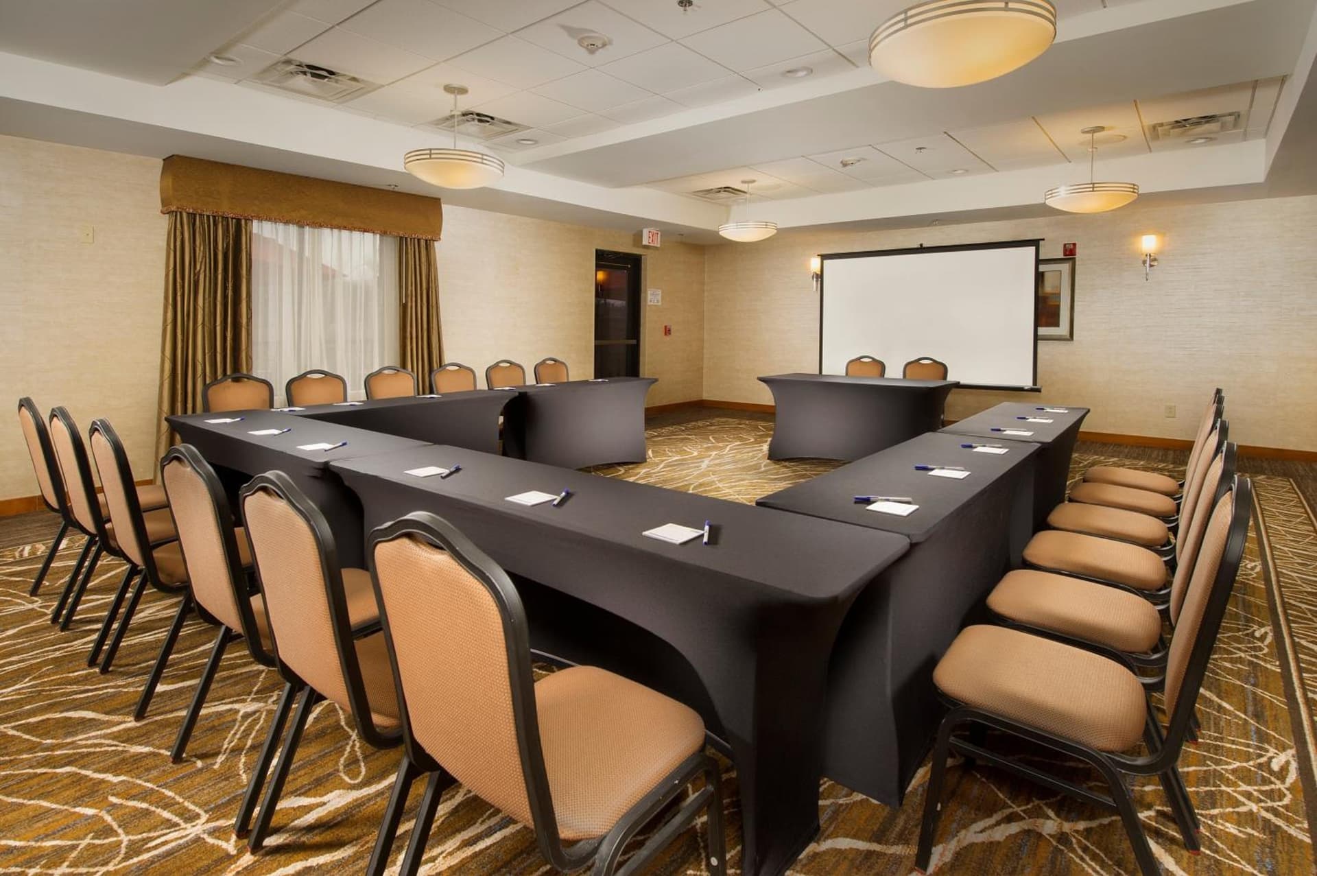 Holiday Inn Express & Suites Columbia - East Elkridge, Jessup an IHG Hotel gallery photo in Elkridge, MD — image 36