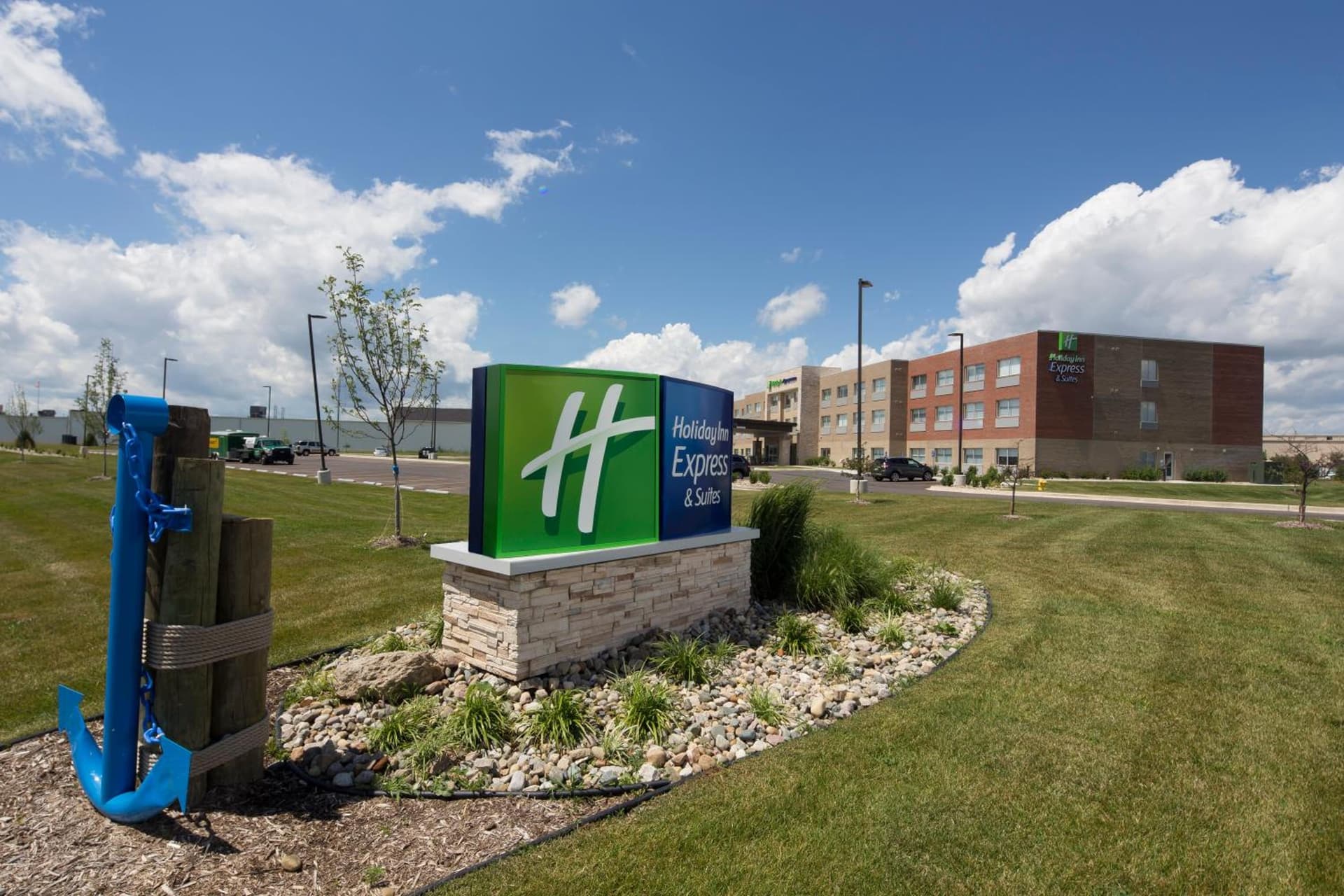 Holiday Inn Express & Suites Monroe by IHG featured exterior or lobby in Monroe, MI — similar hotel