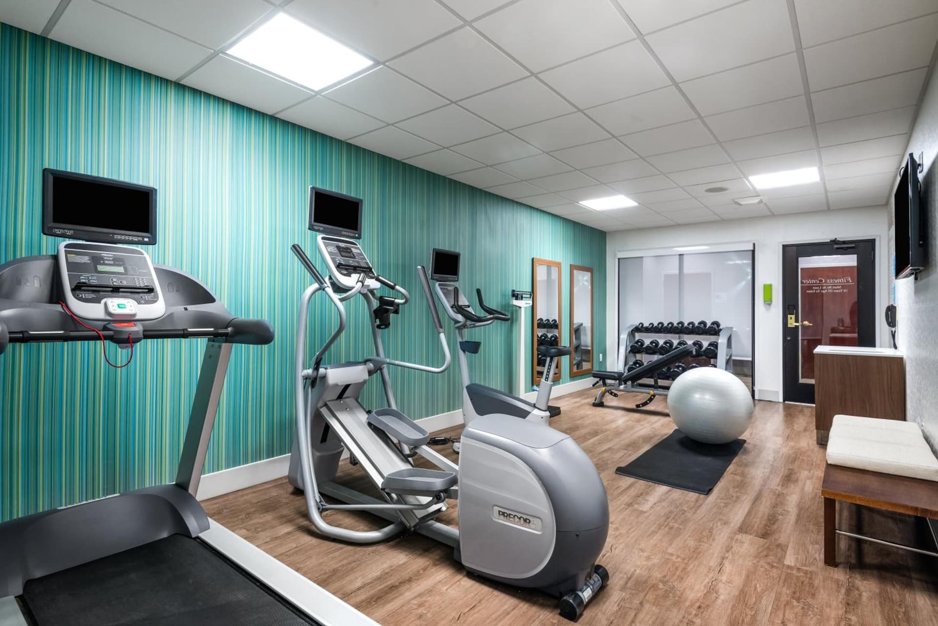 Holiday Inn Express Hotel & Suites Bartow by IHG gallery photo in Bartow, FL — image 36