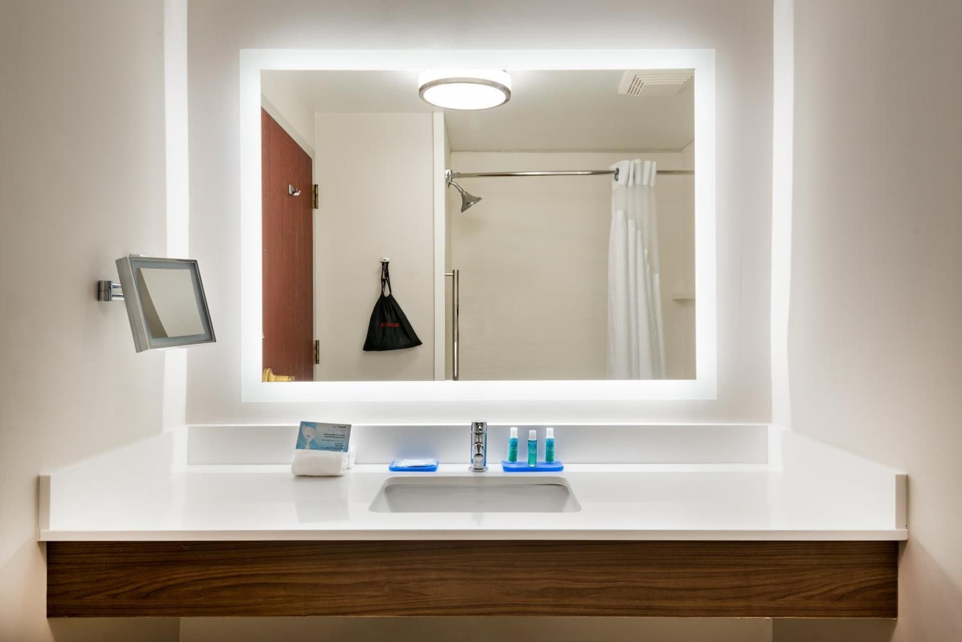 Holiday Inn Express Hotel & Suites Bartow by IHG gallery photo in Bartow, FL — image 28