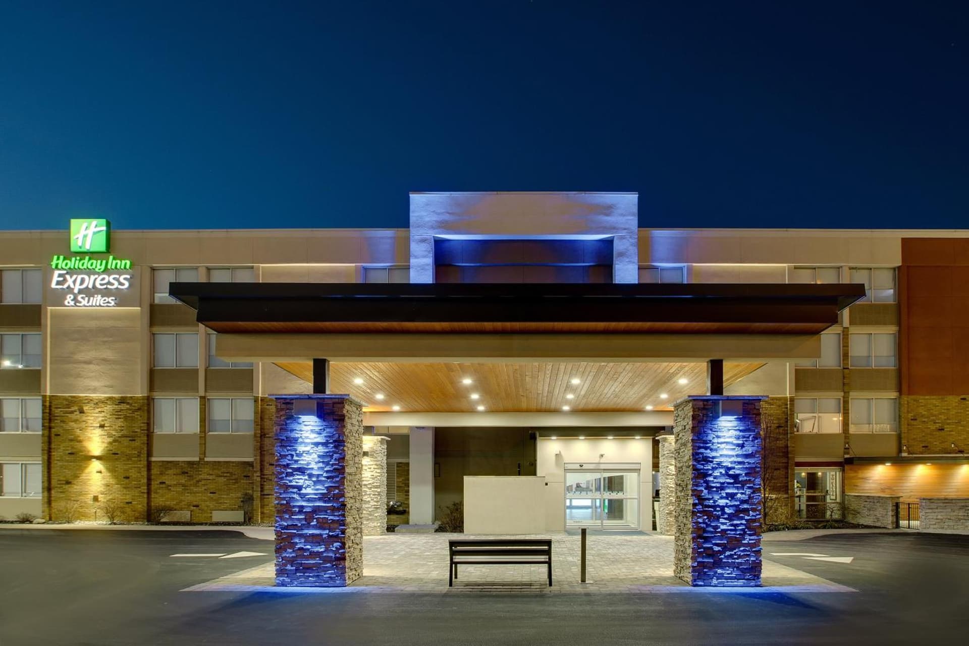 Holiday Inn Express & Suites Wapakoneta by IHG — hotel in Wapakoneta, Ohio
