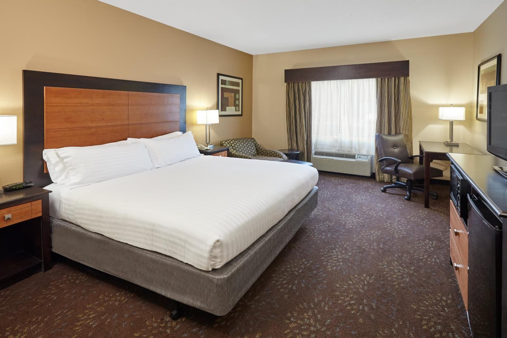 Comfort Inn & Suites Buford near Mall of Georgia interior in Buford, GA — gallery photo 2