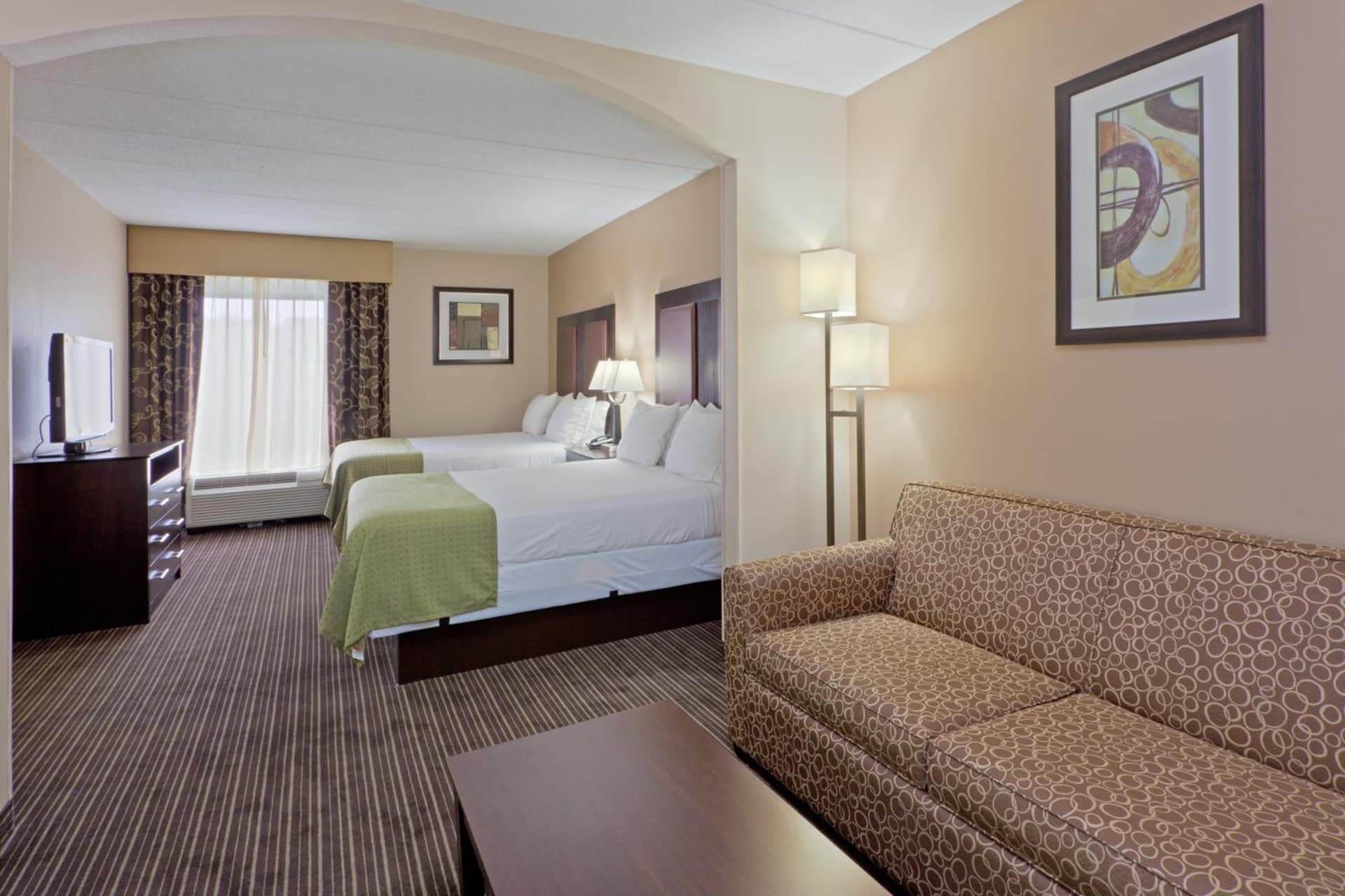 Holiday Inn Express Hotel & Suites Charleston-Southridge by IHG gallery photo in Charleston, WV — image 28