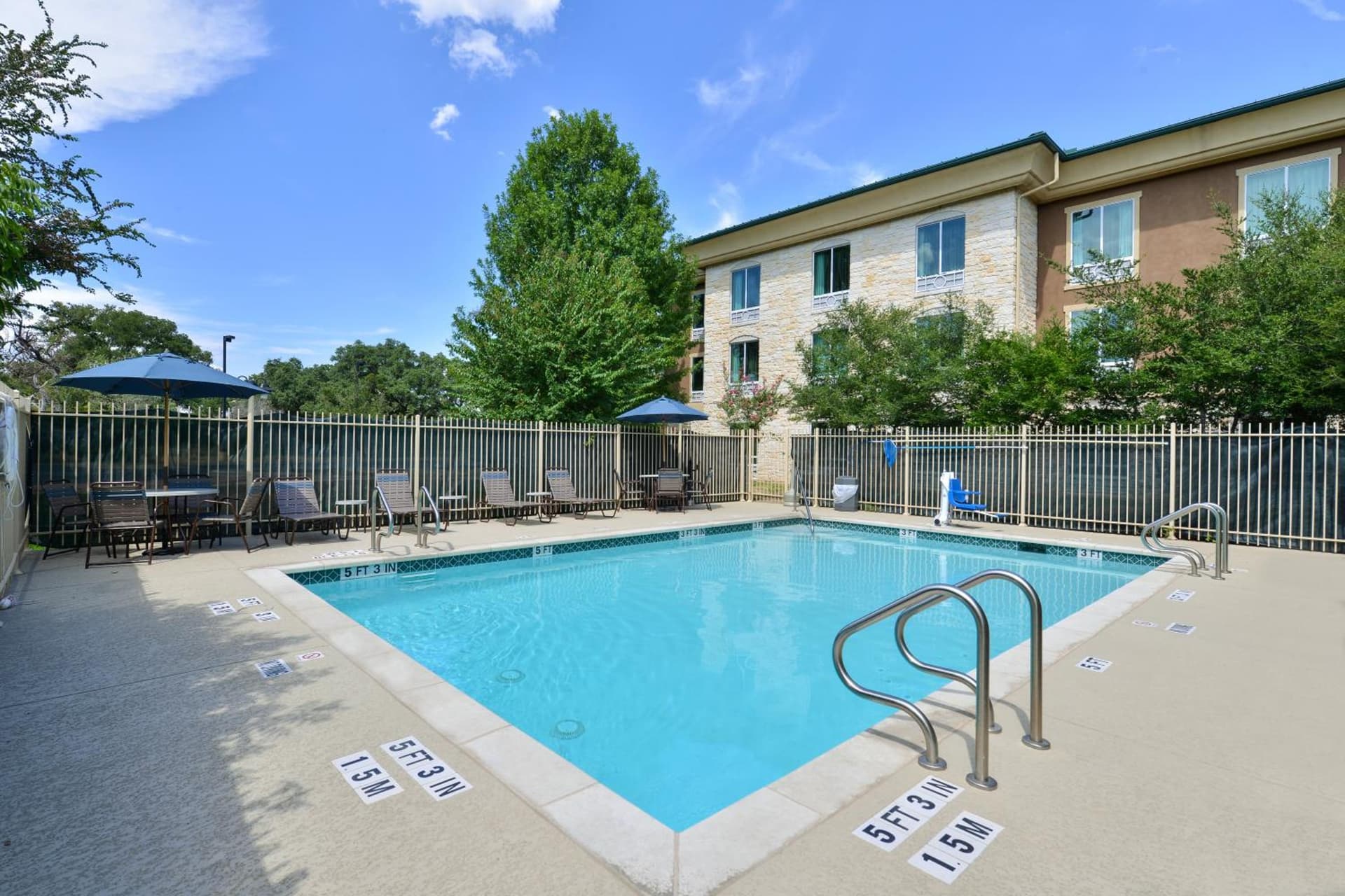 Holiday Inn Express & Suites Austin SW - Sunset Valley by IHG property views in Austin, TX — gallery photo 3