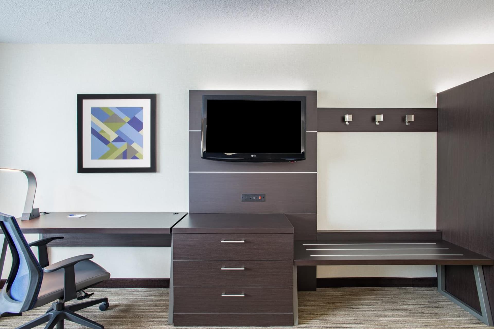 Holiday Inn Express Hotel & Suites Boston - Marlboro by IHG gallery photo in Hudson — image 8