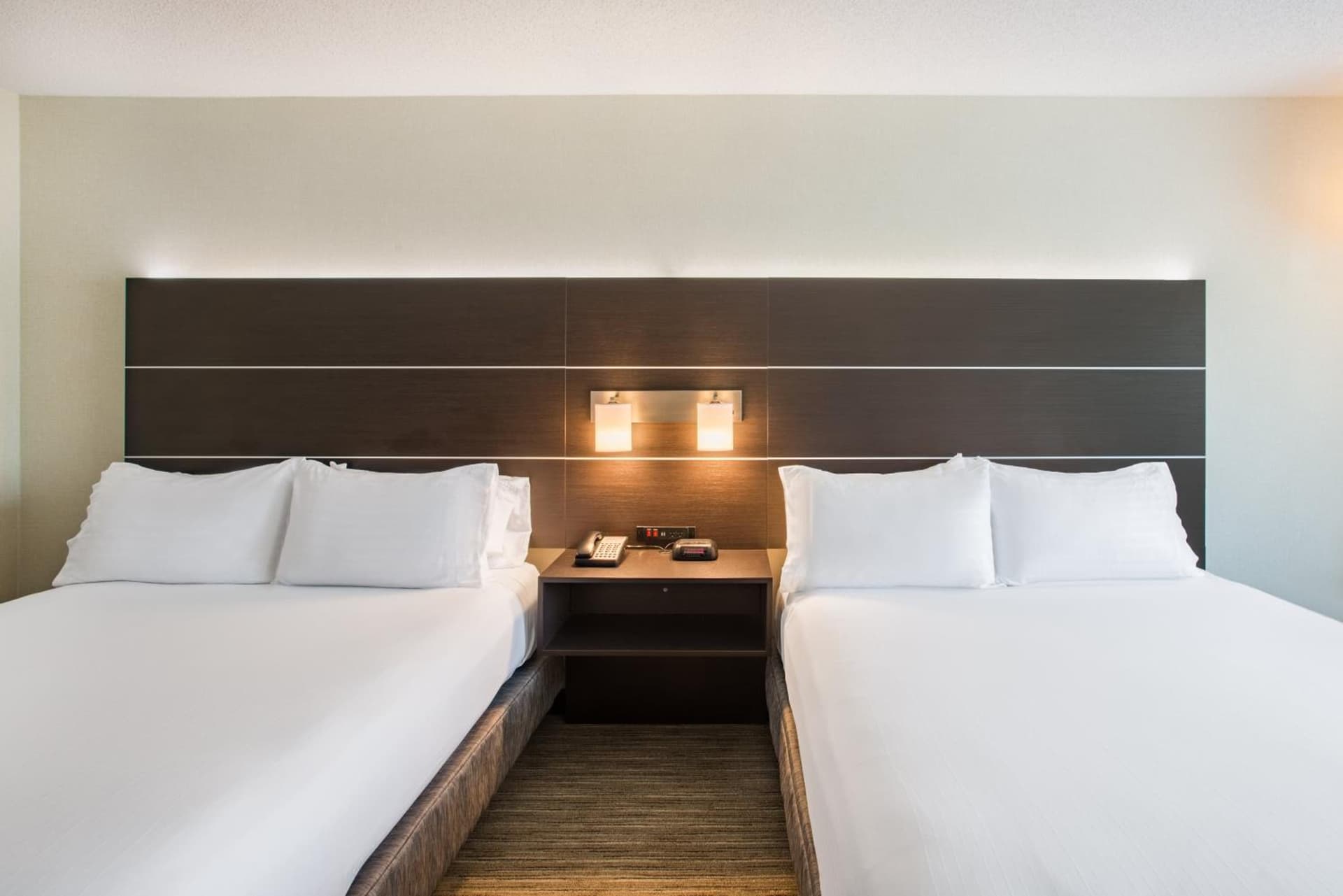 Holiday Inn Express Hotel & Suites Boston - Marlboro by IHG gallery photo in Hudson — image 38