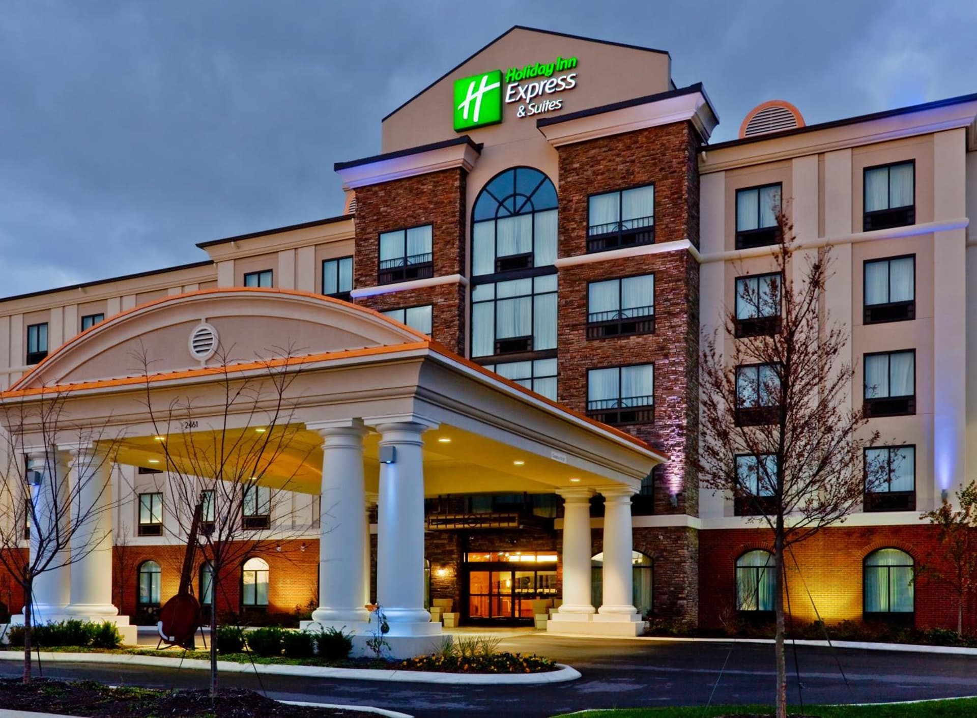 Holiday Inn Express Nashville-Opryland by IHG property views in Nashville, TN — gallery photo 3