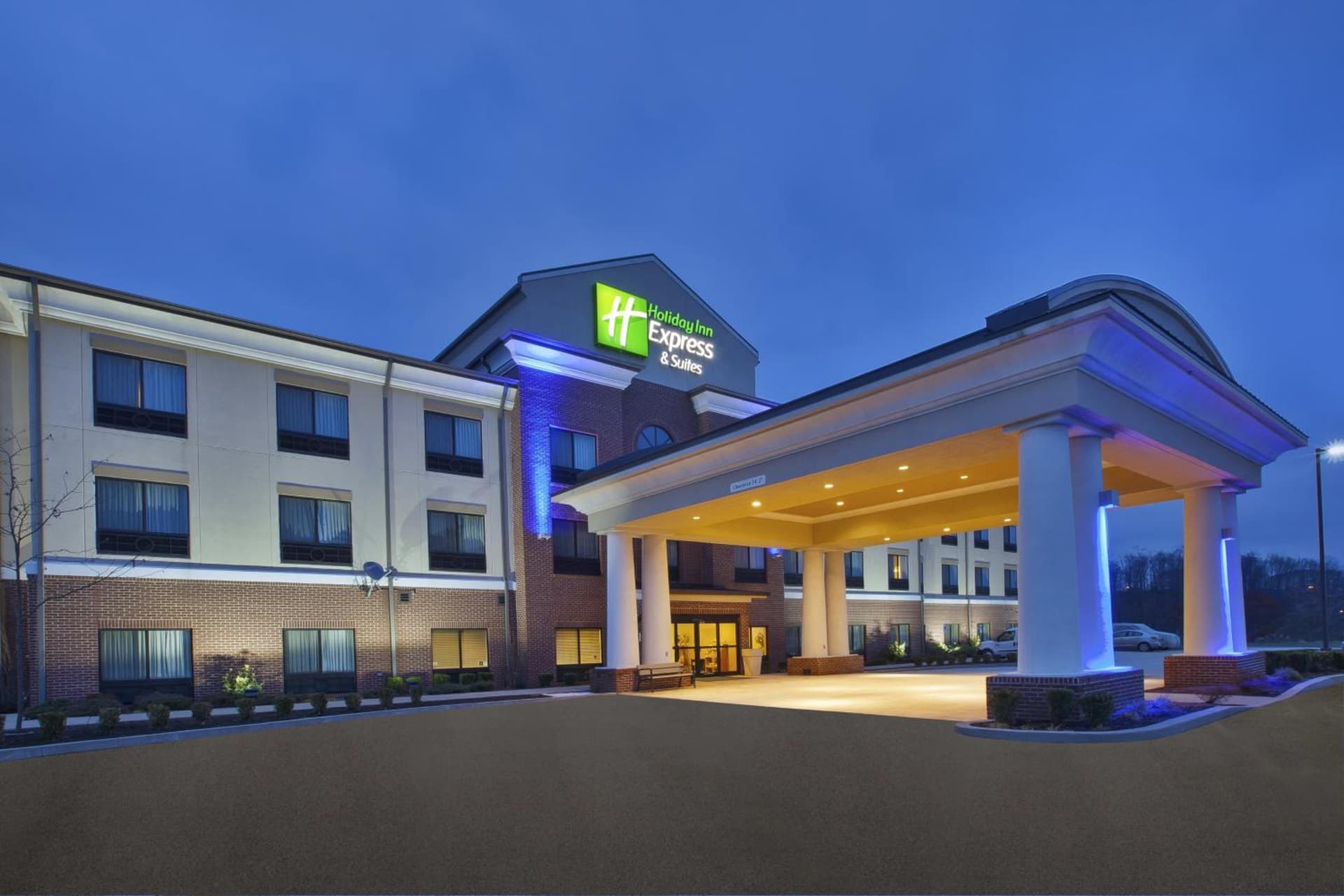 Holiday Inn Express and Suites Wheeling by IHG featured exterior or lobby in Triadelphia, WV — similar hotel