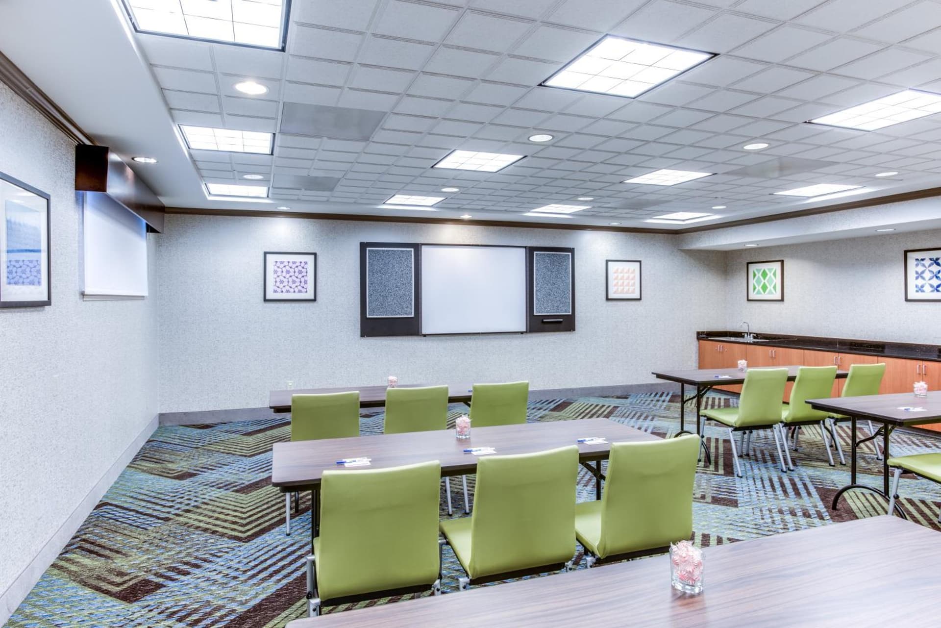 Holiday Inn Express Hotel & Suites Bethlehem by IHG gallery photo in Bethlehem, PA — image 22
