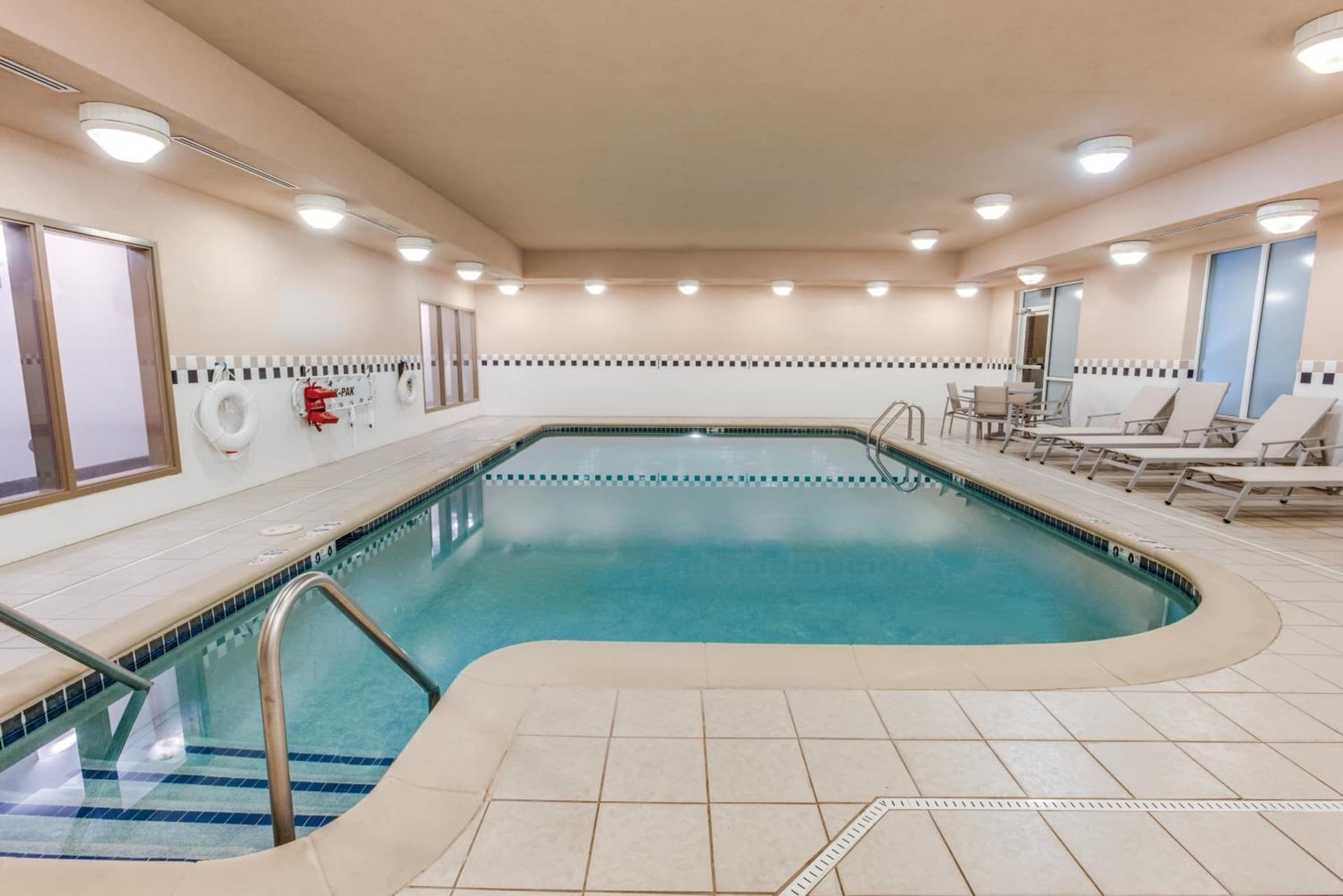 Holiday Inn Express Hotel & Suites Bethlehem by IHG gallery photo in Bethlehem, PA — image 17