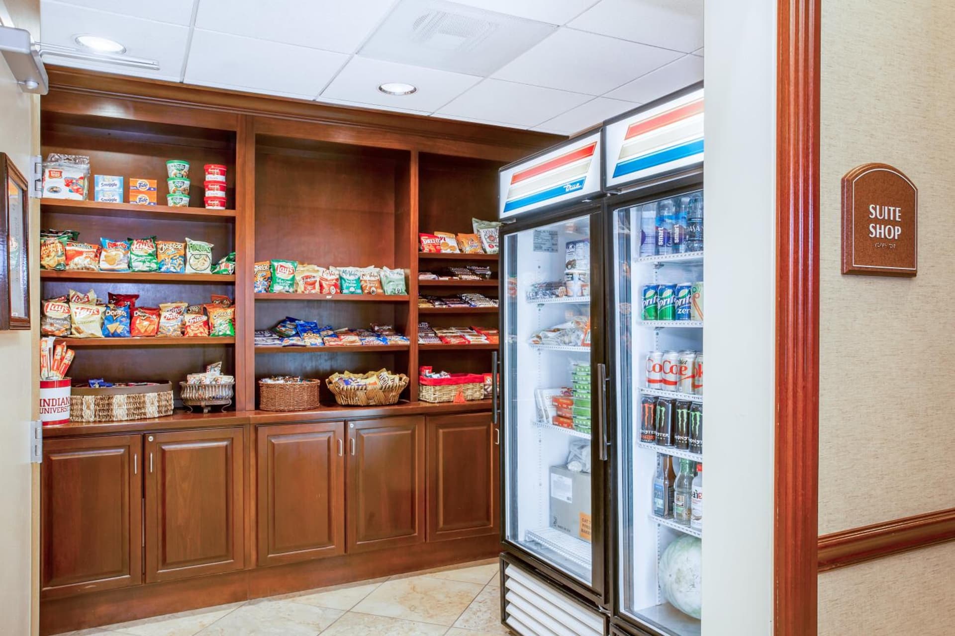Holiday Inn Express & Suites Bloomington by IHG gallery photo in Bloomington, IN — image 19