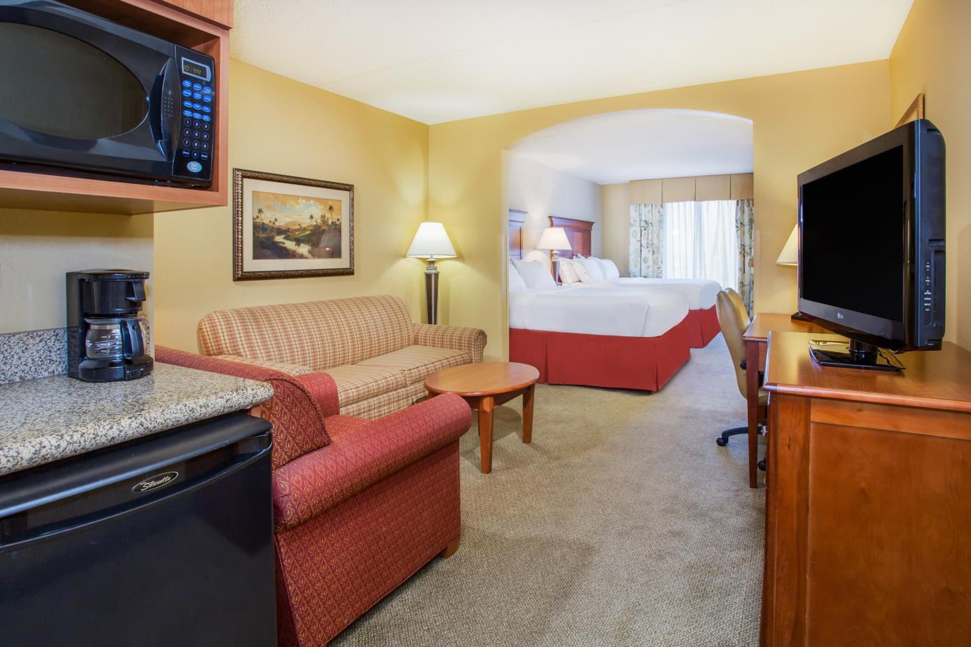Holiday Inn Express & Suites Bloomington by IHG gallery photo in Bloomington, IN — image 13