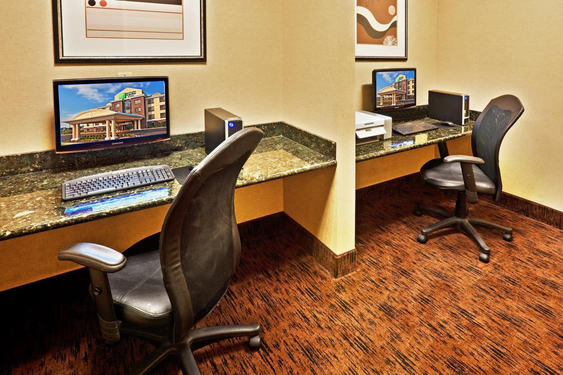 Holiday Inn Express Hotel & Suites Bartlesville by IHG property views in Bartlesville, OK — gallery photo 3