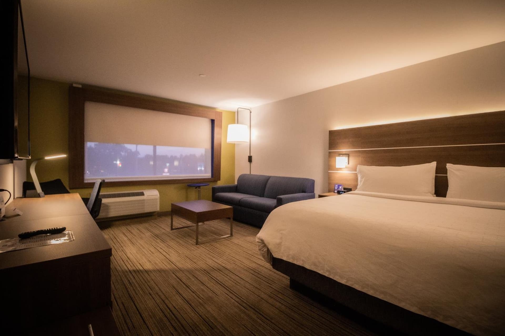 Holiday Inn Express & Suites - Boston South - Randolph by IHG gallery photo in Randolph — image 27