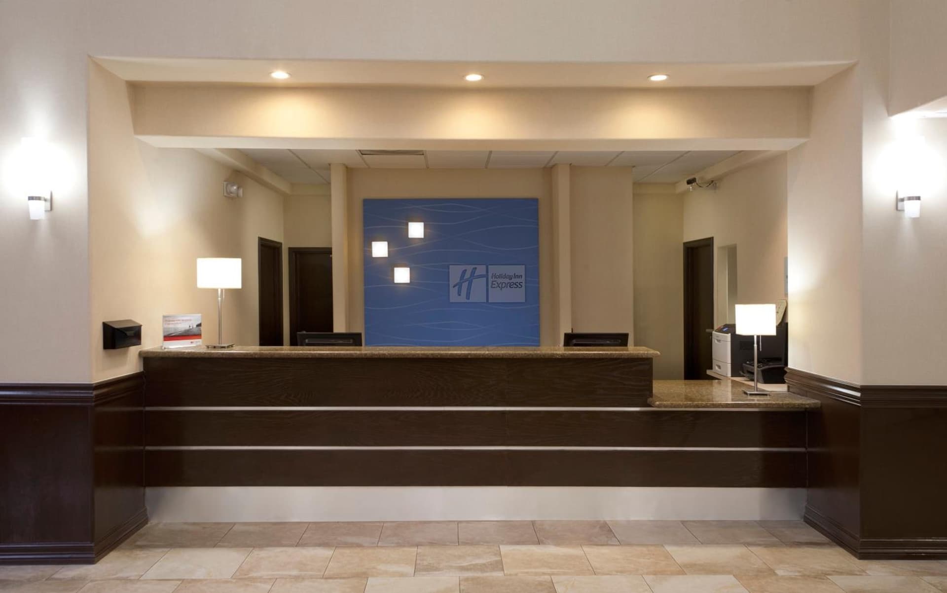 Holiday Inn Express Hotel and Suites Brownsville by IHG gallery photo in Brownsville, TX — image 9