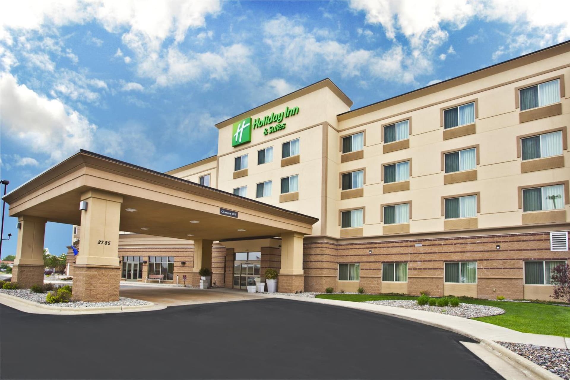 Holiday Inn & Suites Green Bay Stadium by IHG featured exterior or lobby in Green Bay, WI — similar hotel