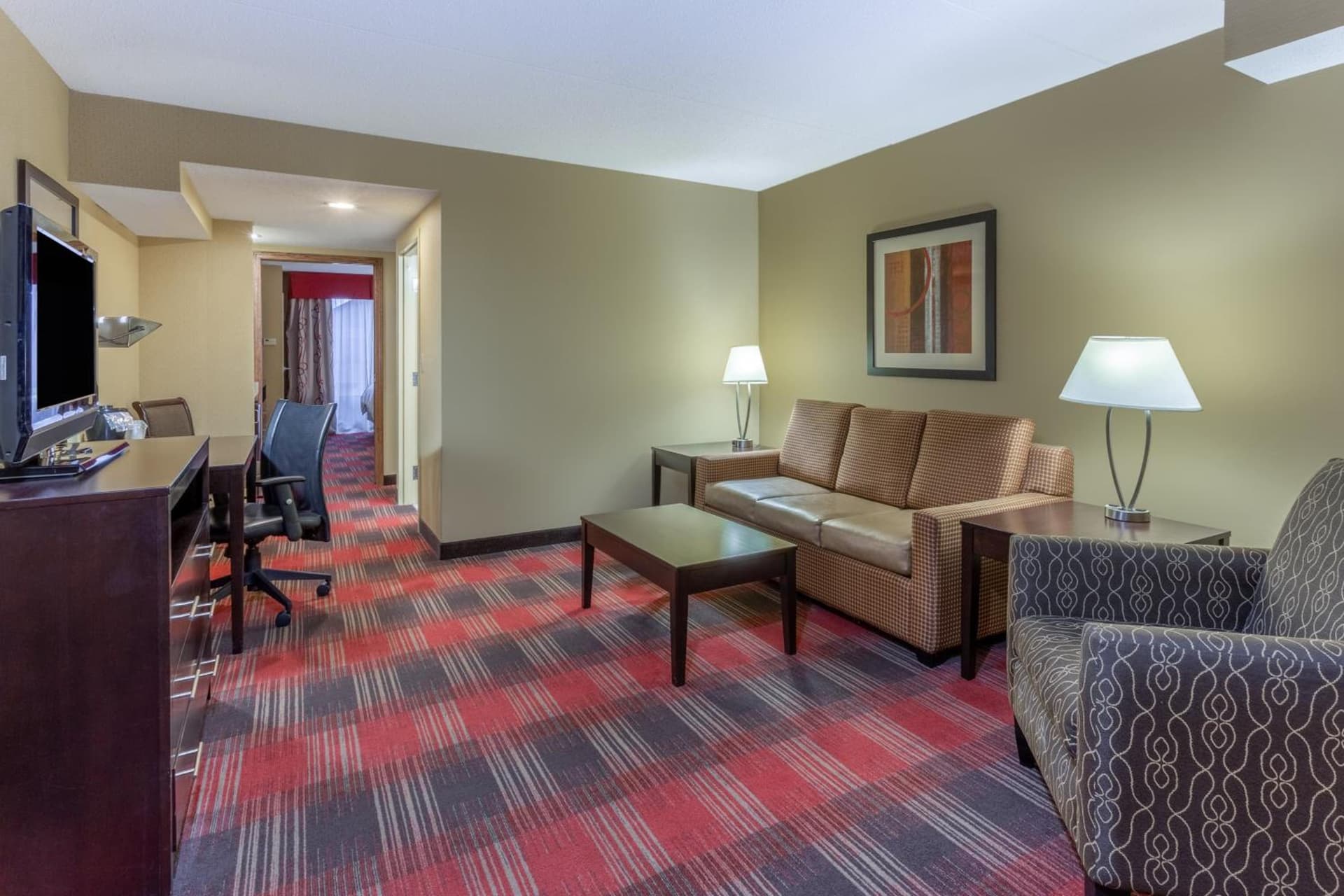 Holiday Inn Express Hotel & Suites Bowling Green by IHG gallery photo in Bowling Green, OH — image 45